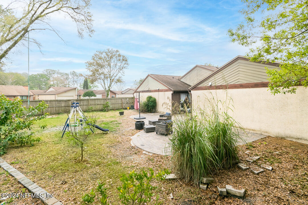 3539 E WAVERLY DOCK Road