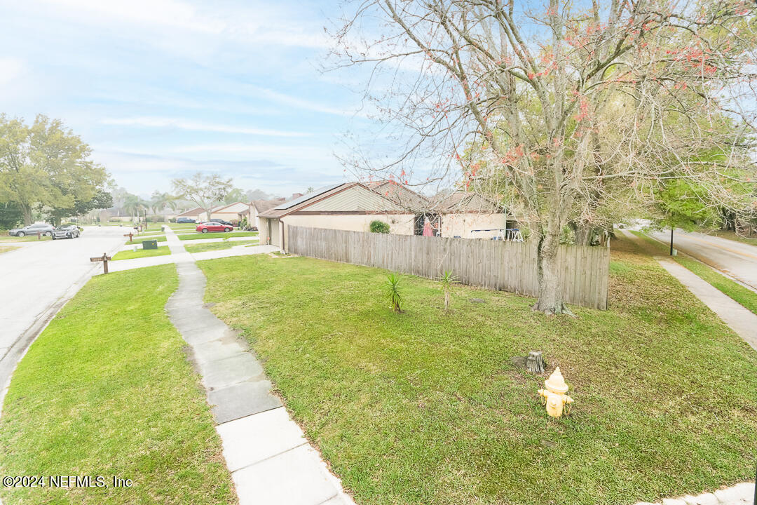 3539 E WAVERLY DOCK Road