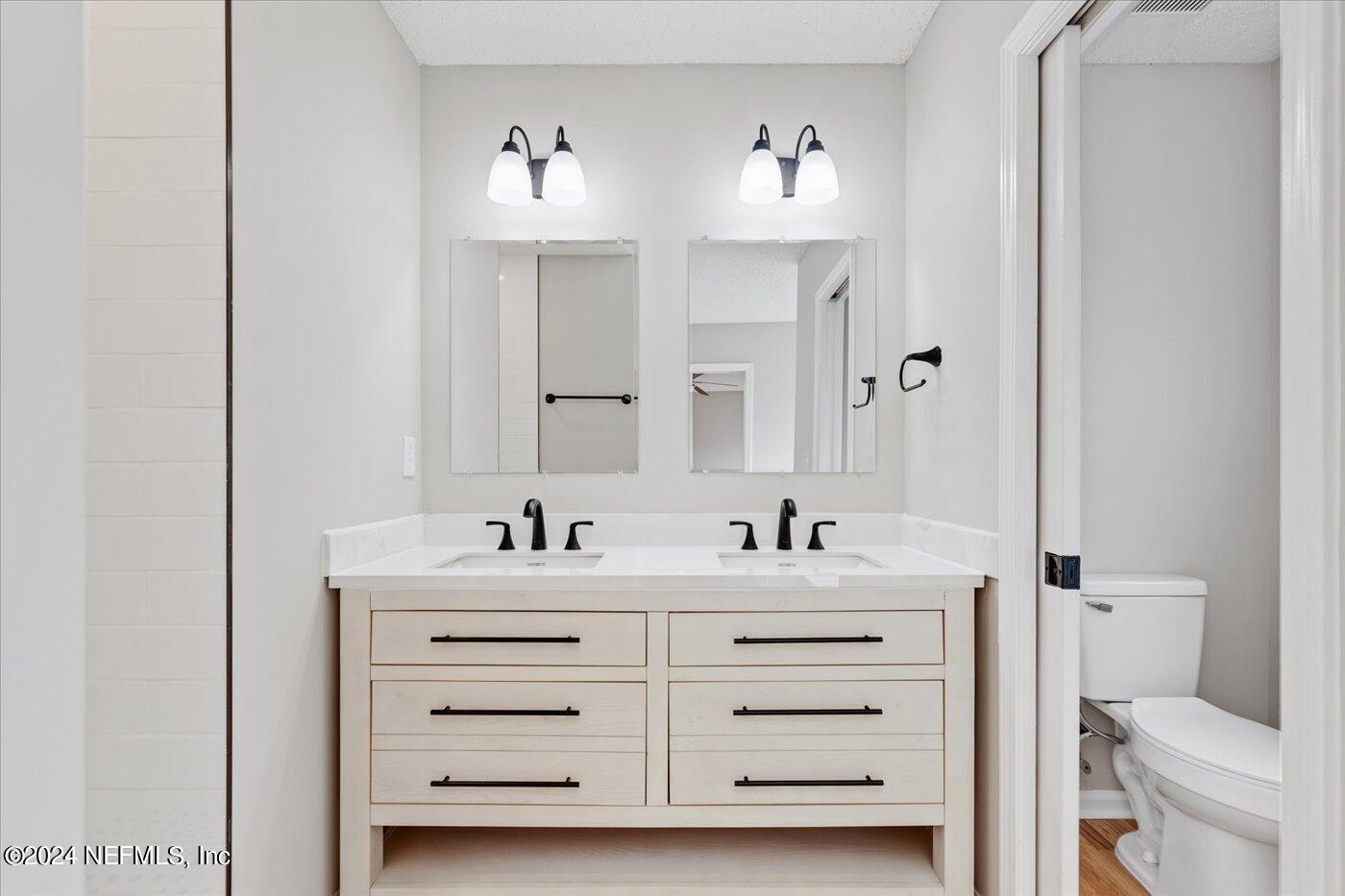 14082 CRESTWICK Drive W