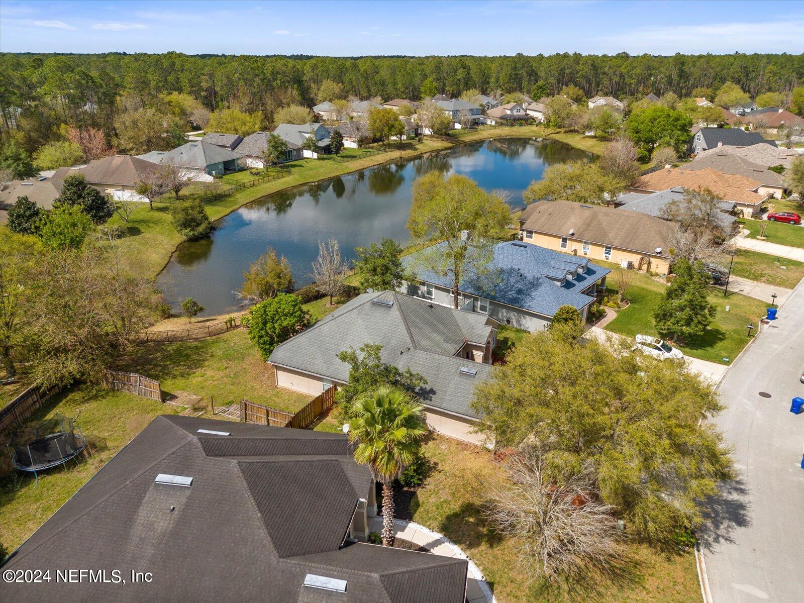 1549 W WINDY WILLOW Drive