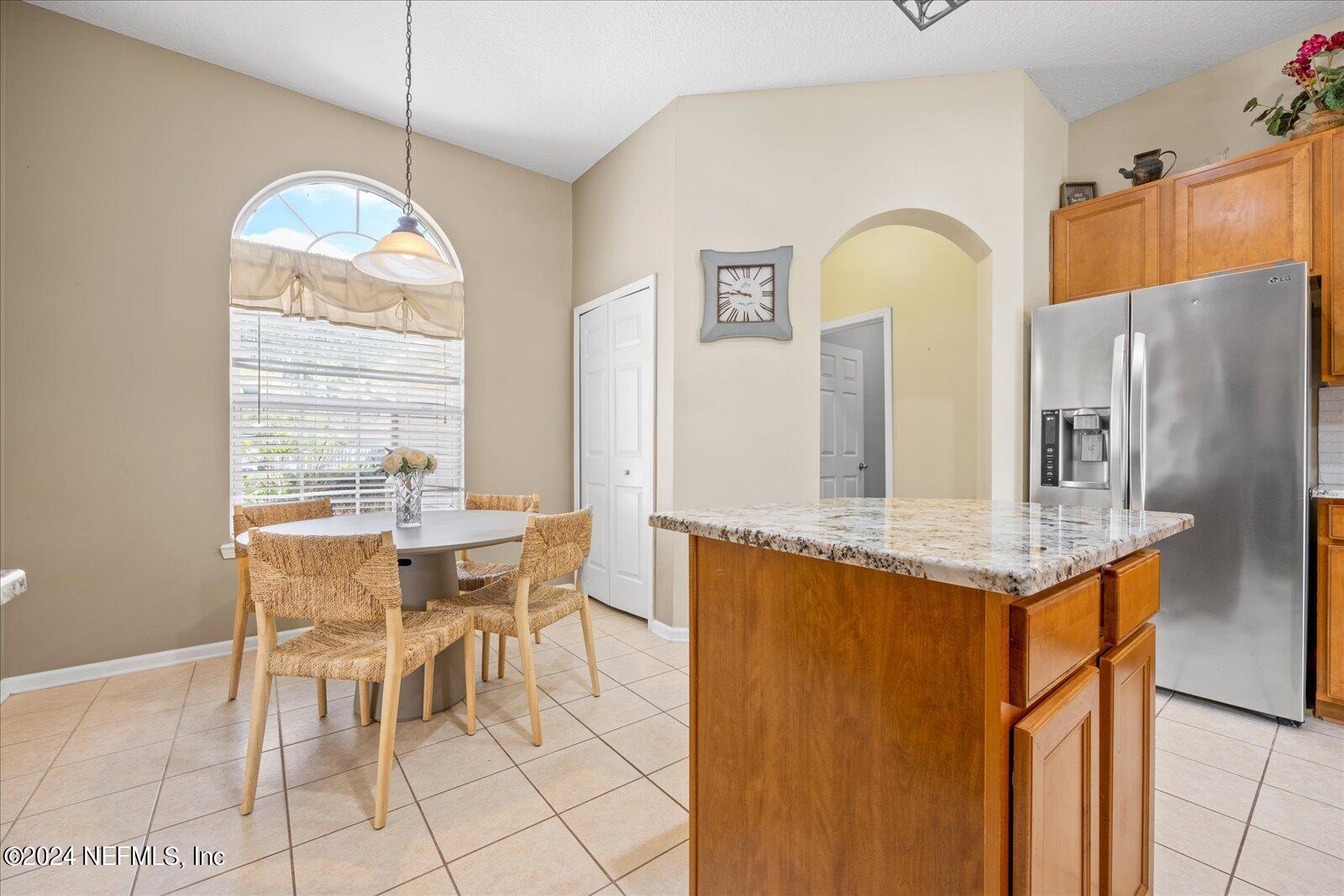 1549 W WINDY WILLOW Drive