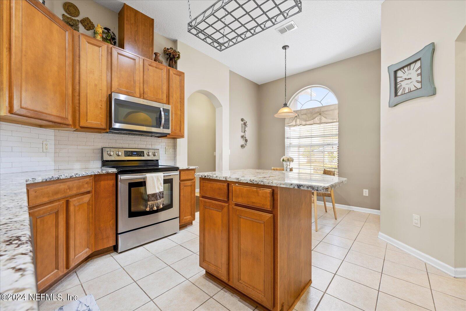 1549 W WINDY WILLOW Drive
