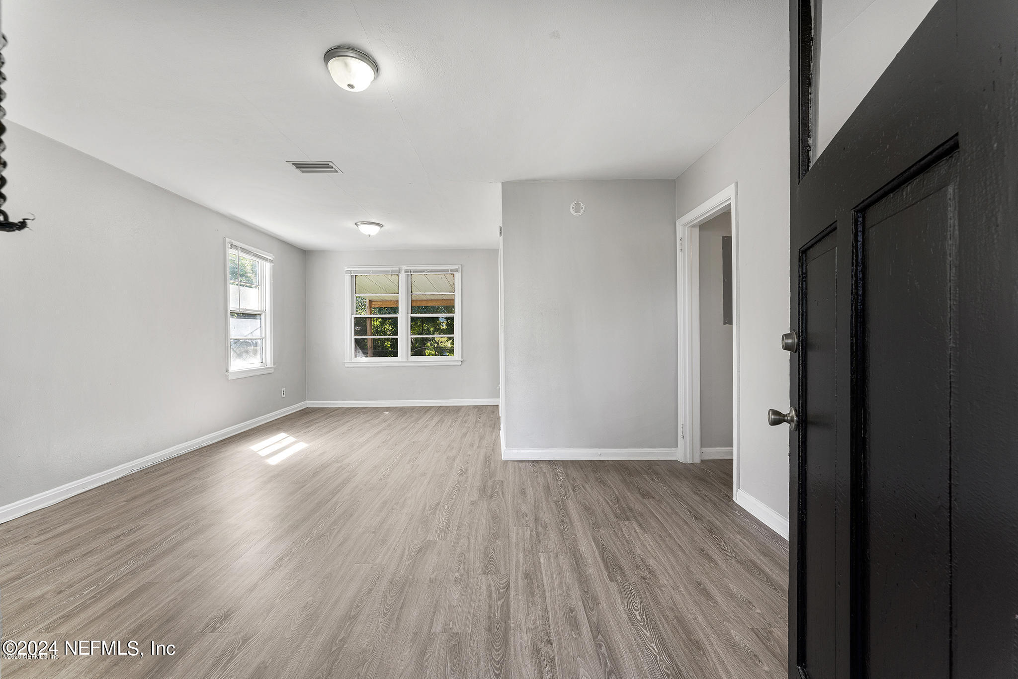 5334 ATTLEBORO Street