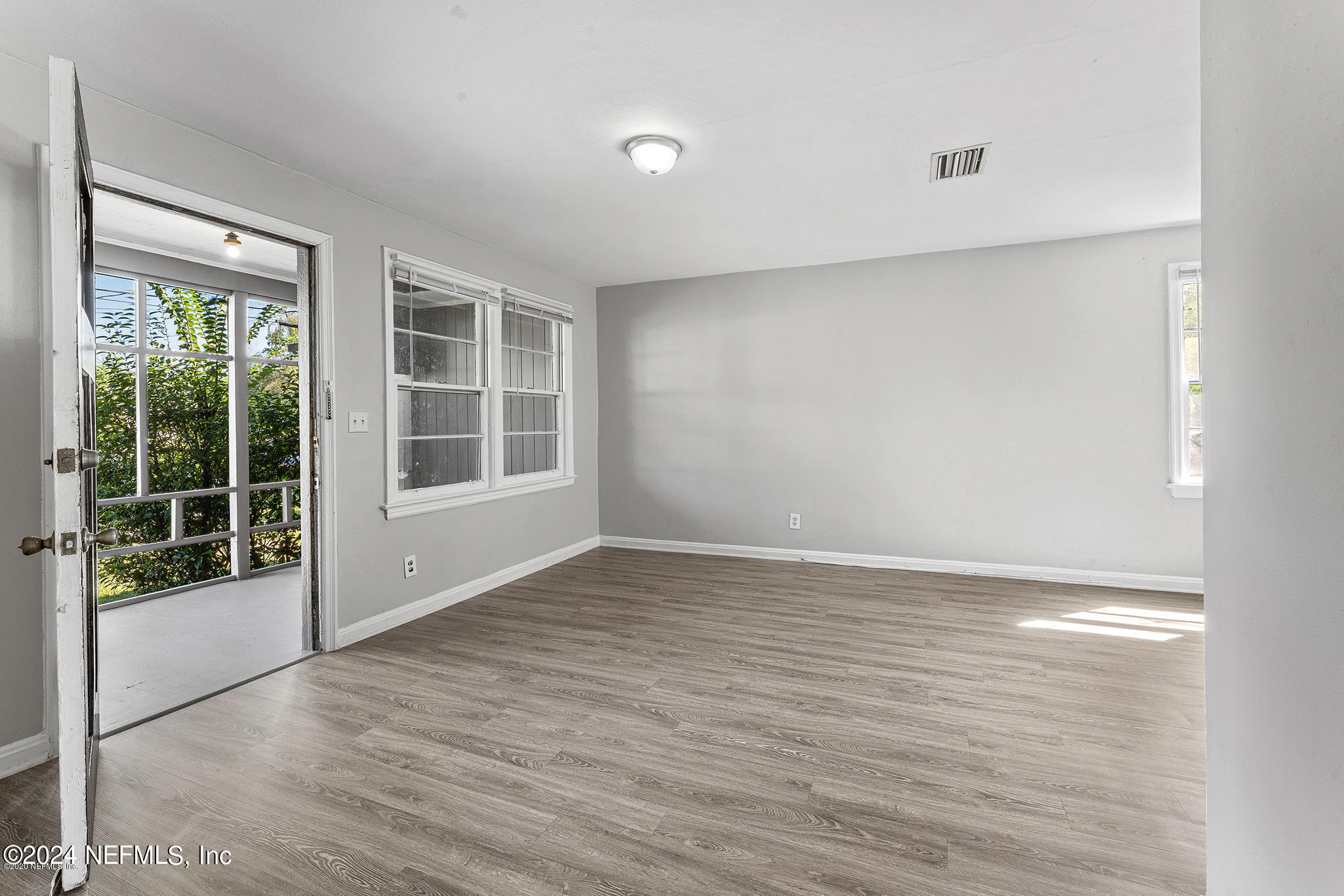 5334 ATTLEBORO Street