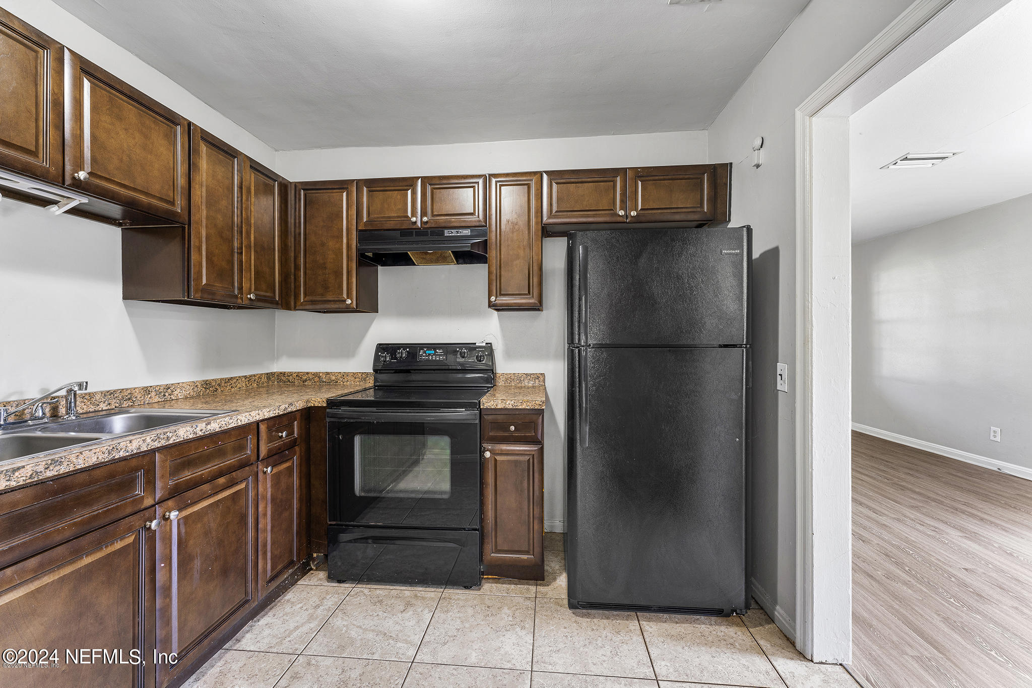 5334 ATTLEBORO Street