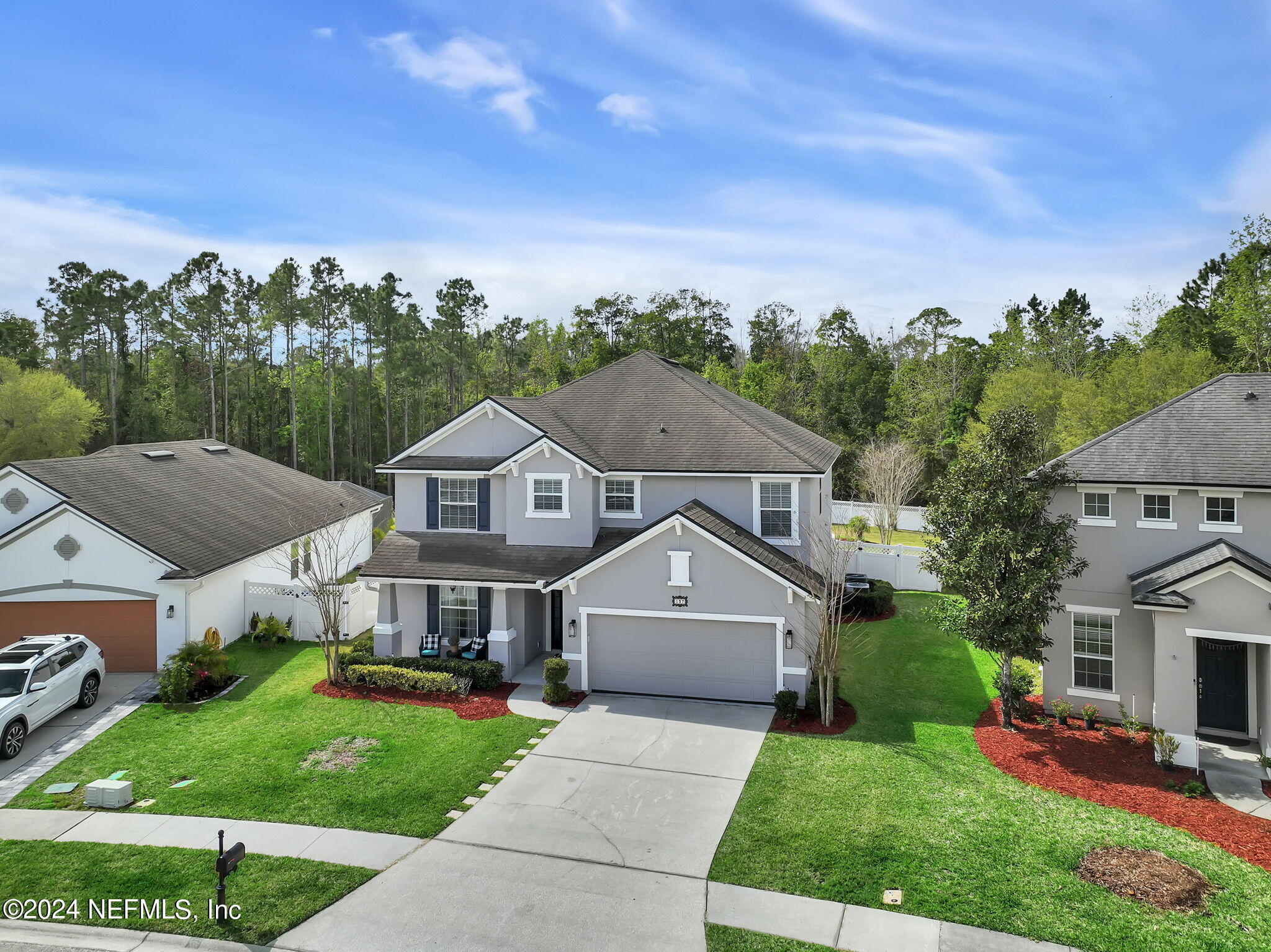 137 CRESTHAVEN Place