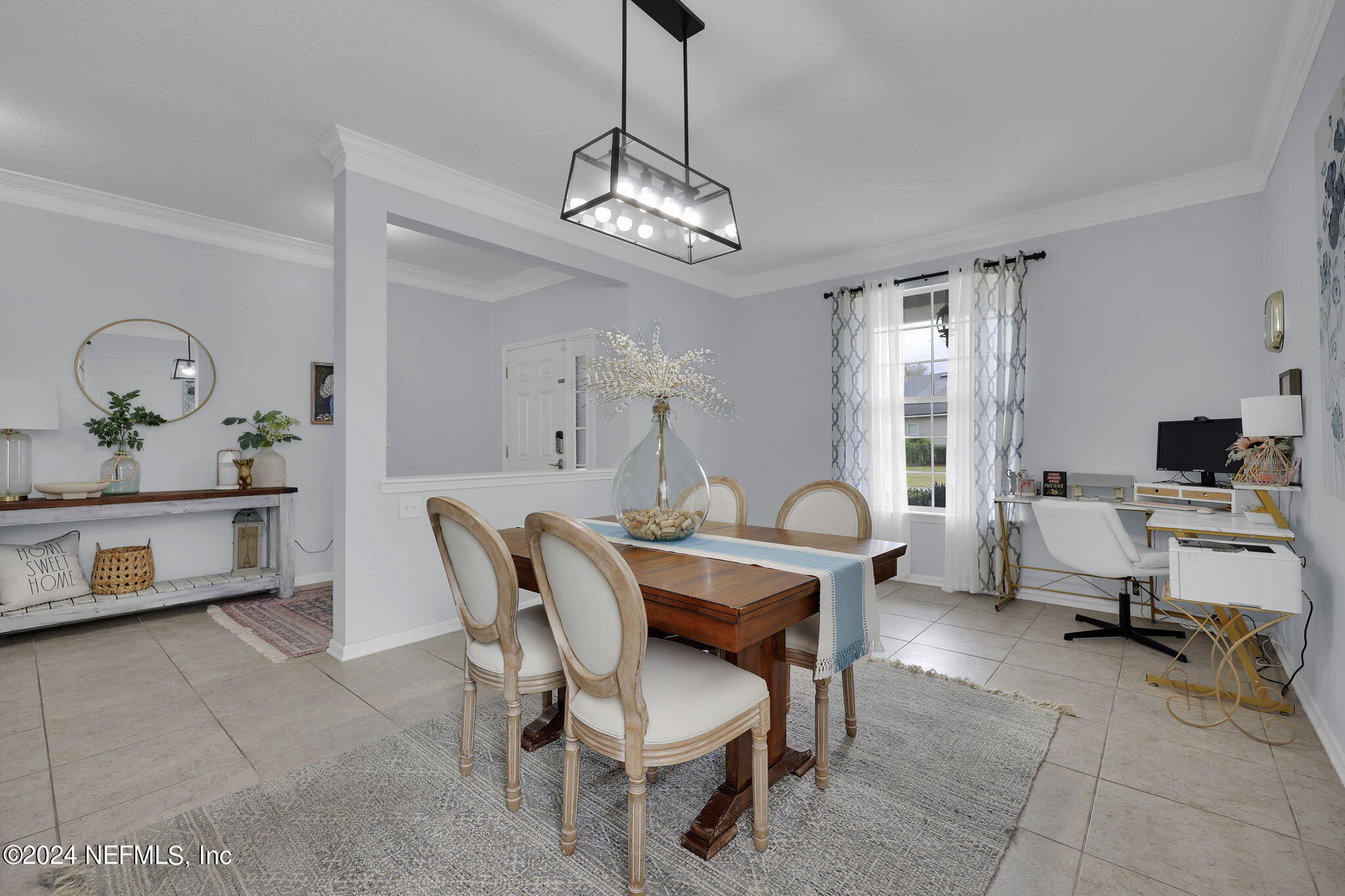 137 CRESTHAVEN Place