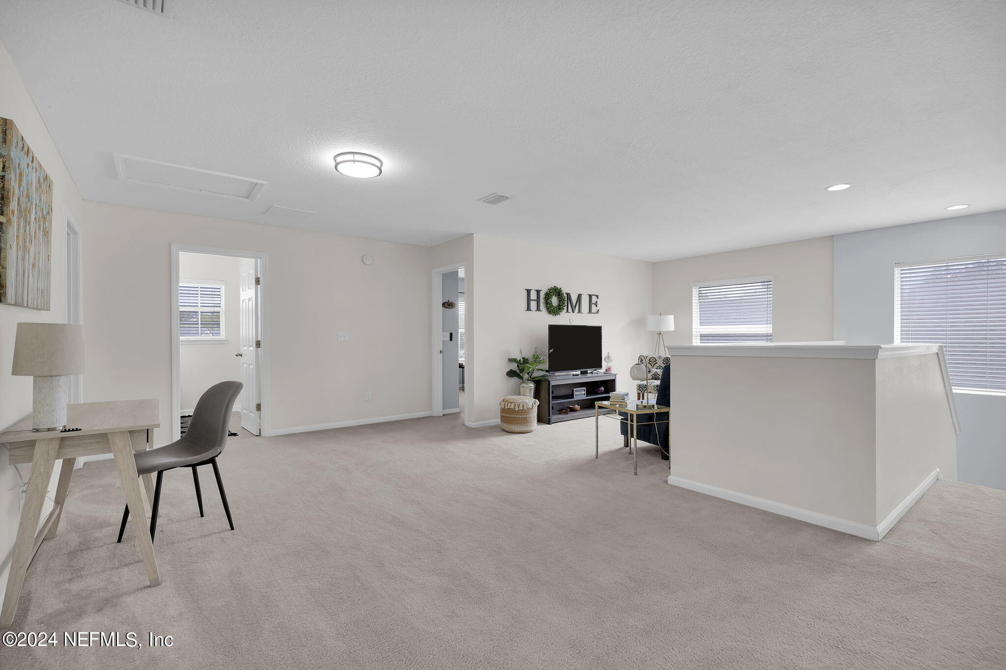 137 CRESTHAVEN Place