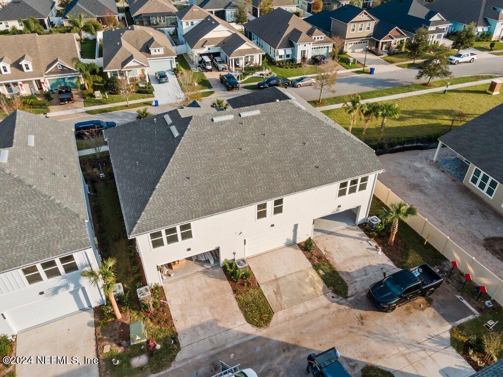 405 CRESTVIEW Drive