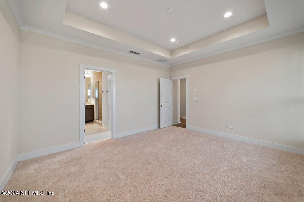 405 CRESTVIEW Drive