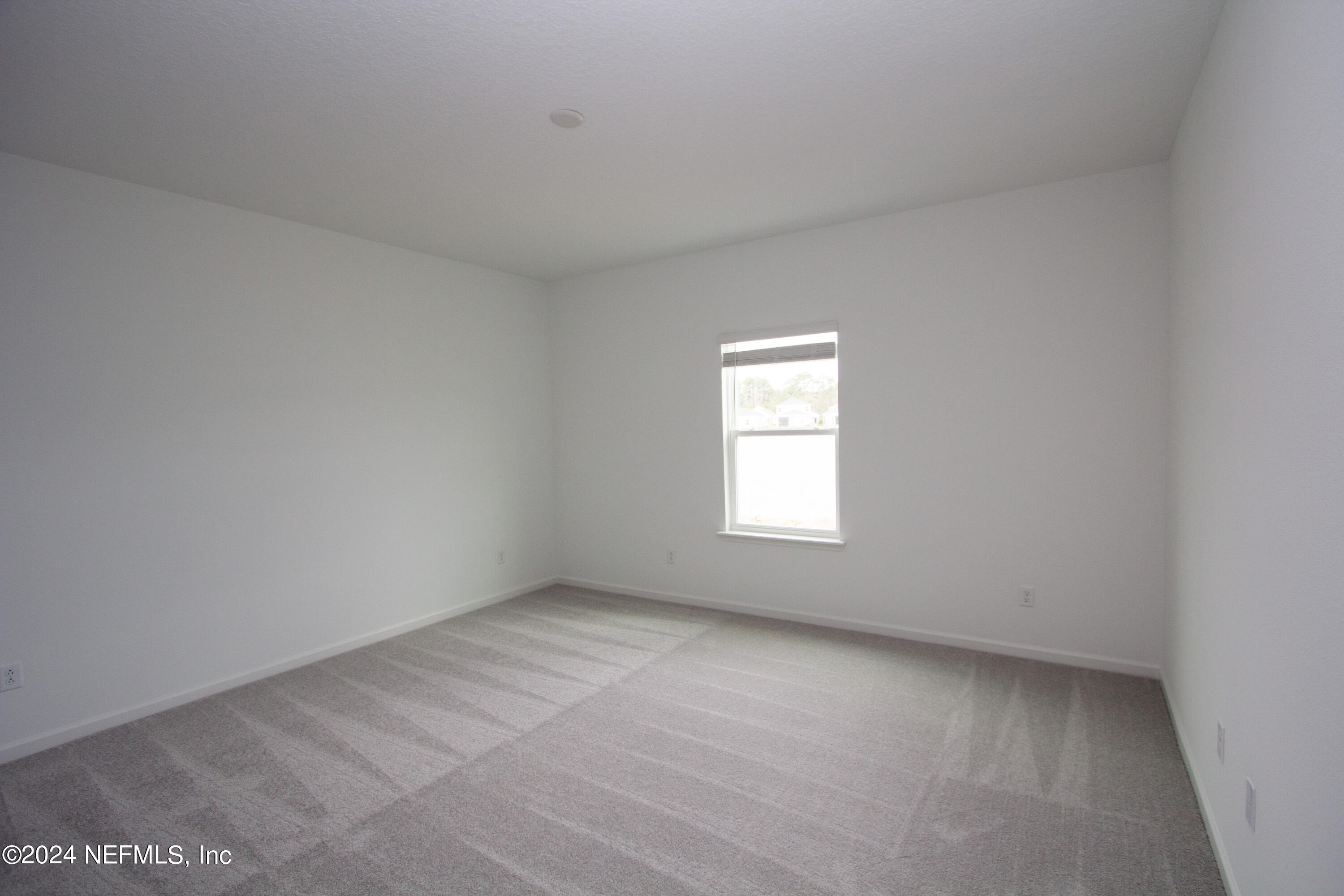 212 LAKE SINCLAIR Street