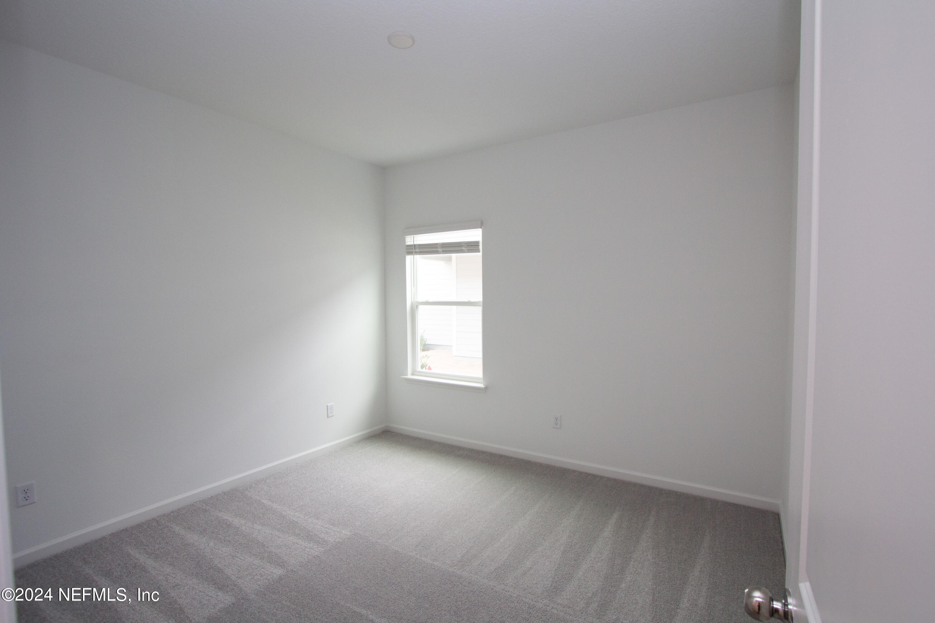 212 LAKE SINCLAIR Street