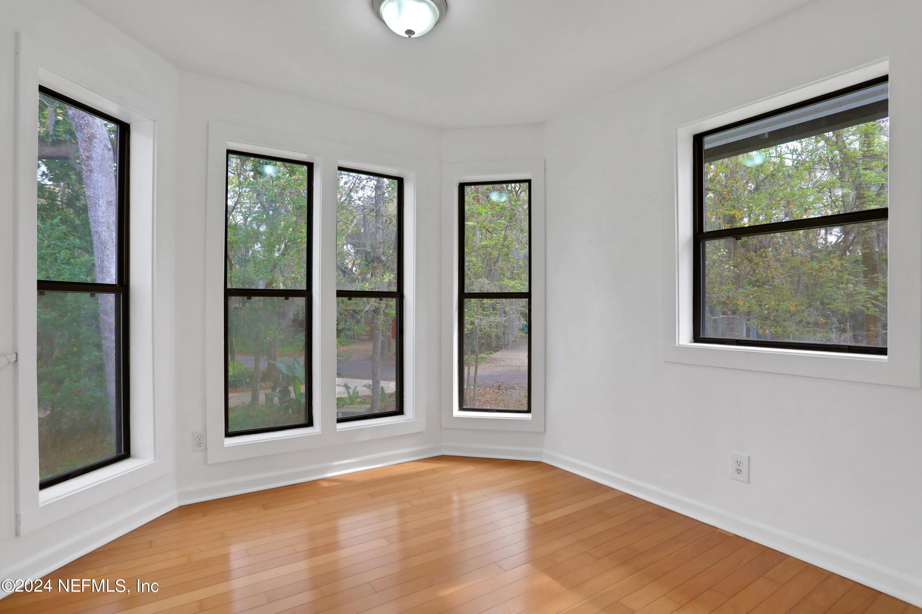 2034 SHADOW Lane