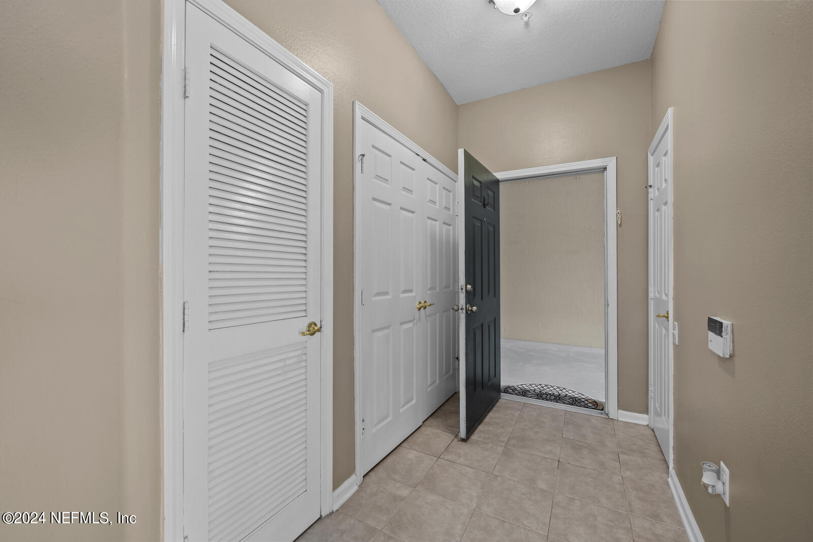 7990 BAYMEADOWS Road E, 905