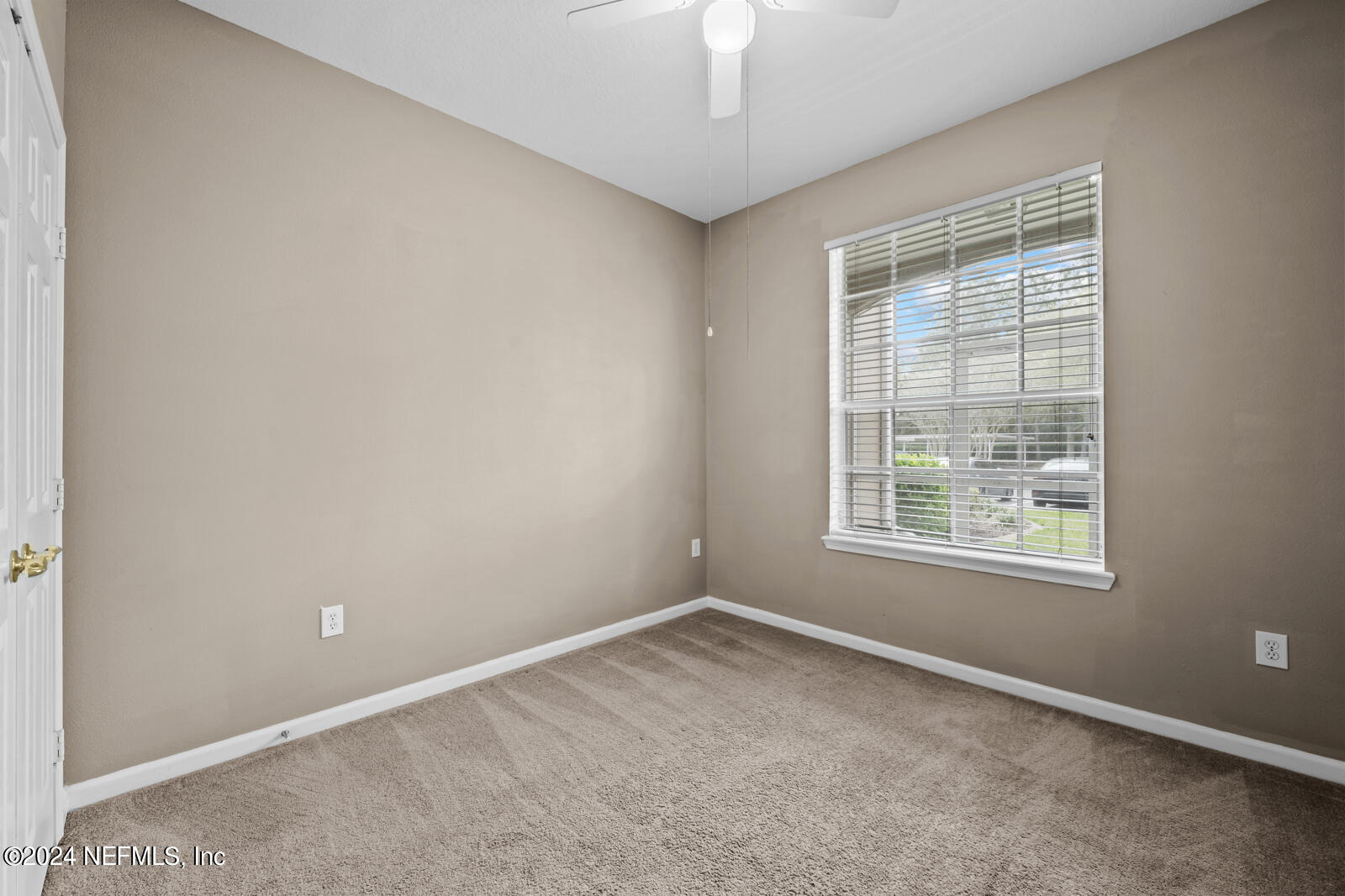 7990 BAYMEADOWS Road E, 905