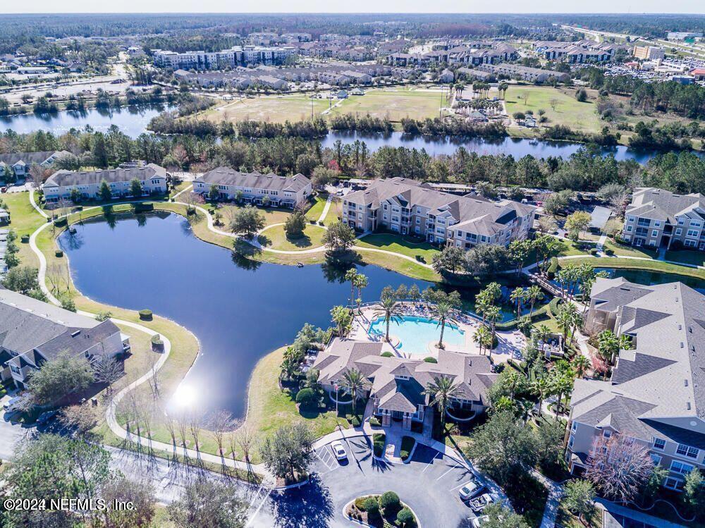 7990 BAYMEADOWS Road E, 905