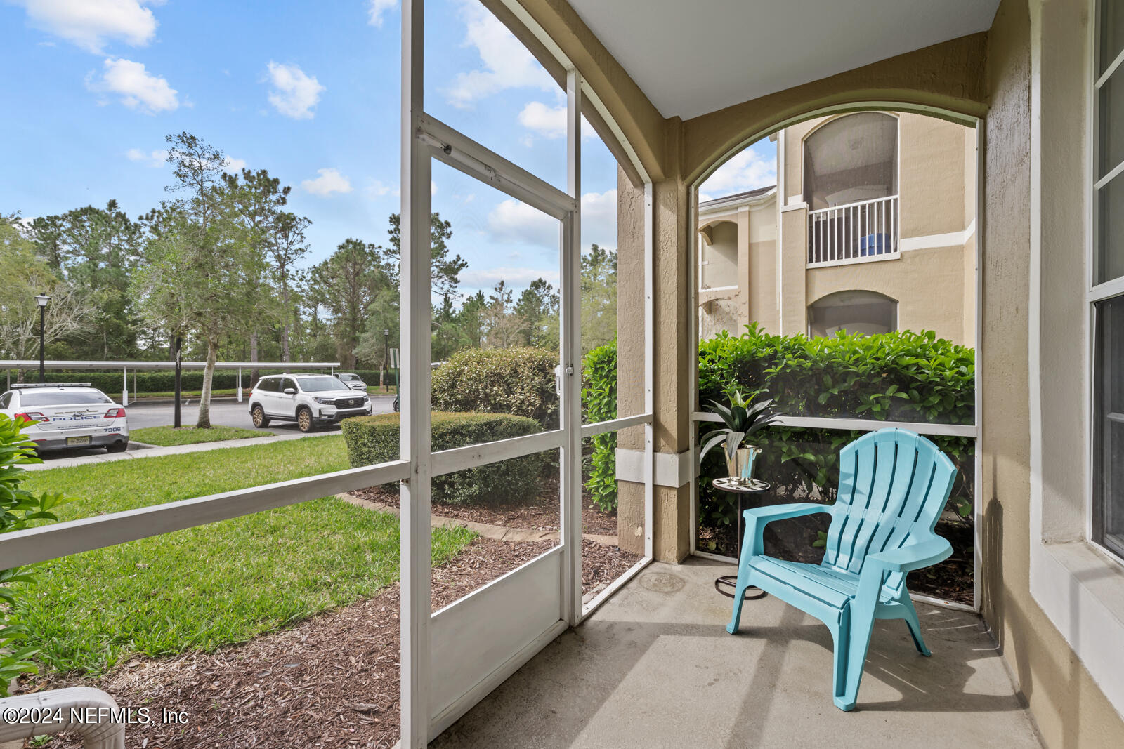 7990 BAYMEADOWS Road E, 905