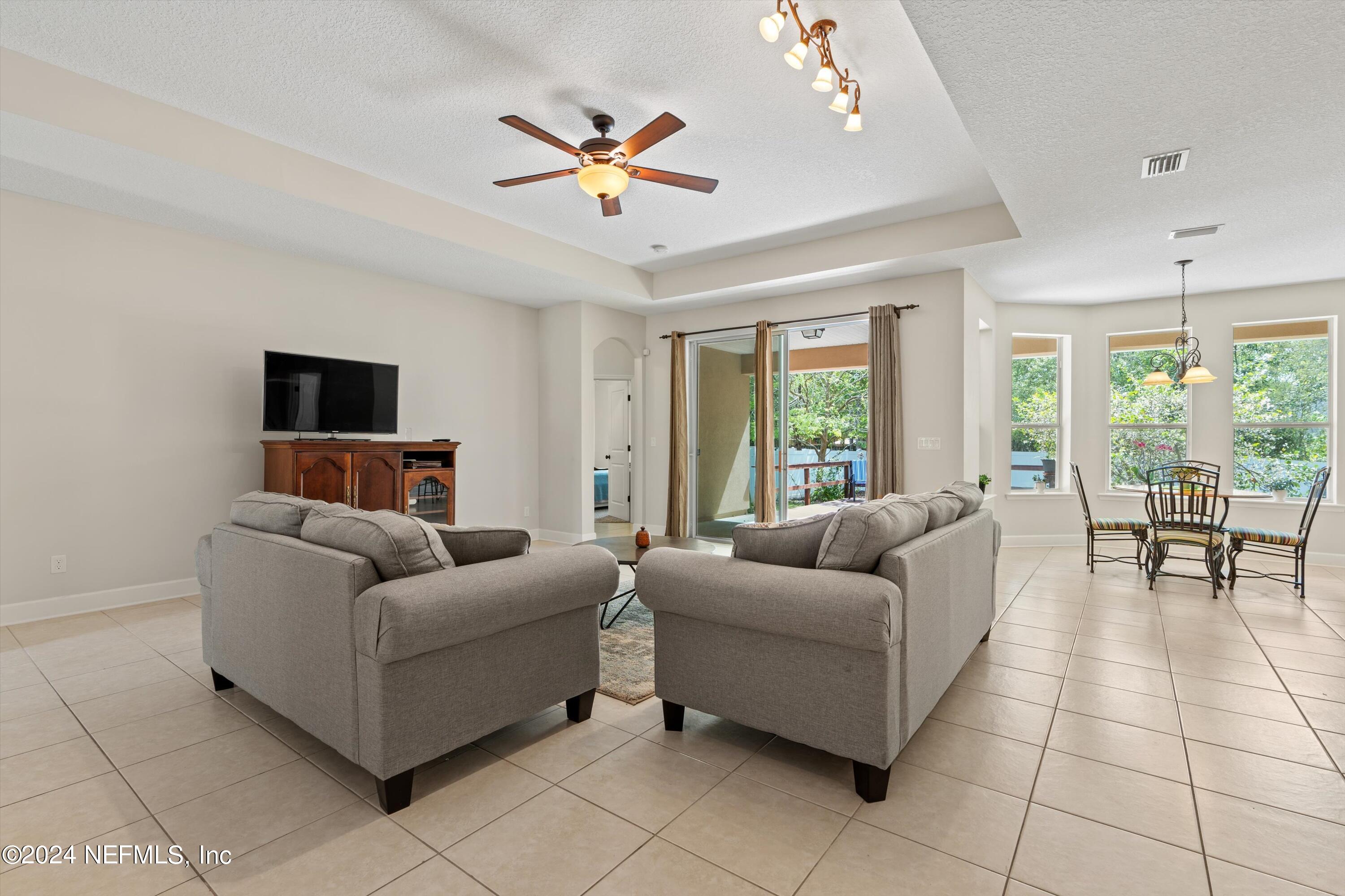 4220 HAZELBROOK Lane