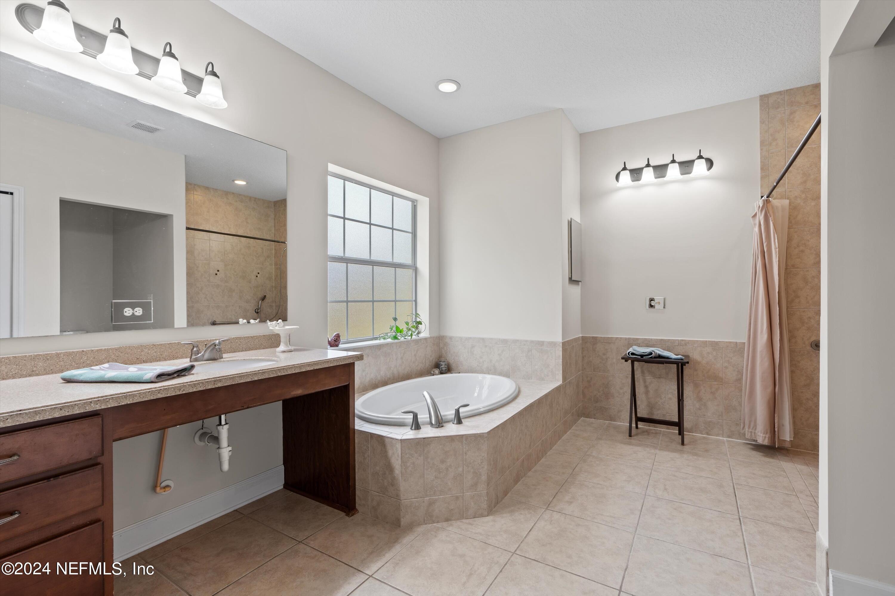 4220 HAZELBROOK Lane