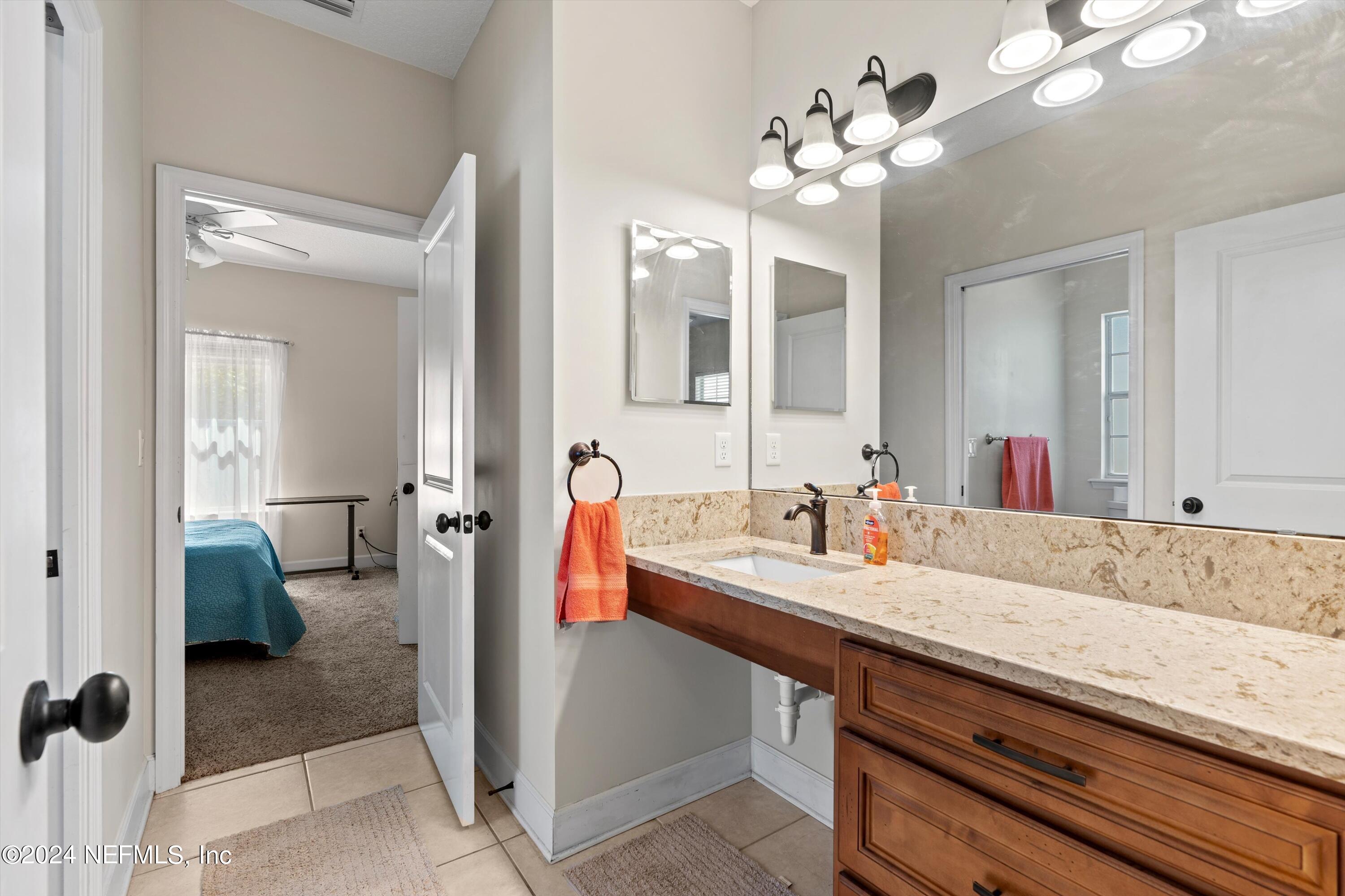 4220 HAZELBROOK Lane