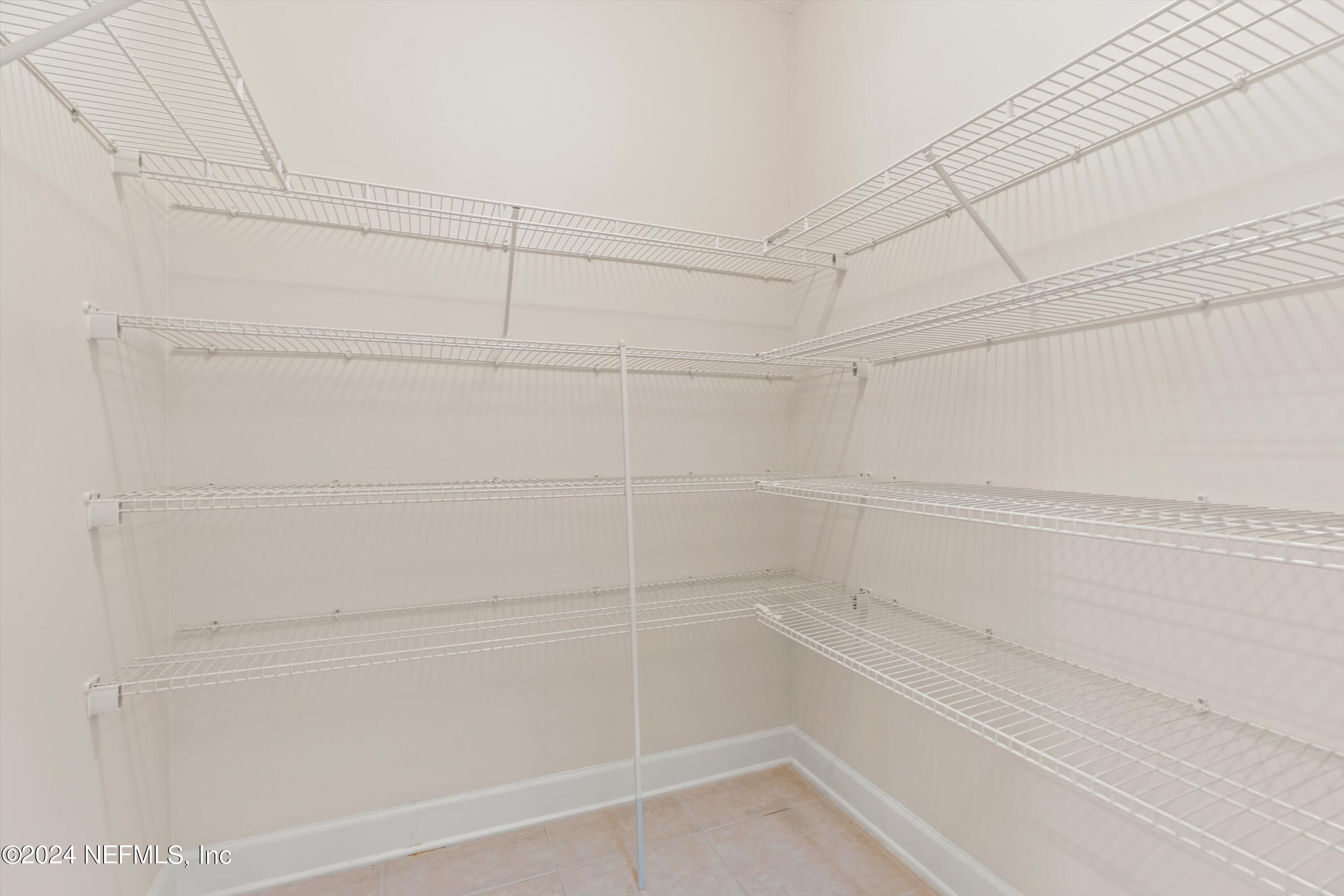 4220 HAZELBROOK Lane