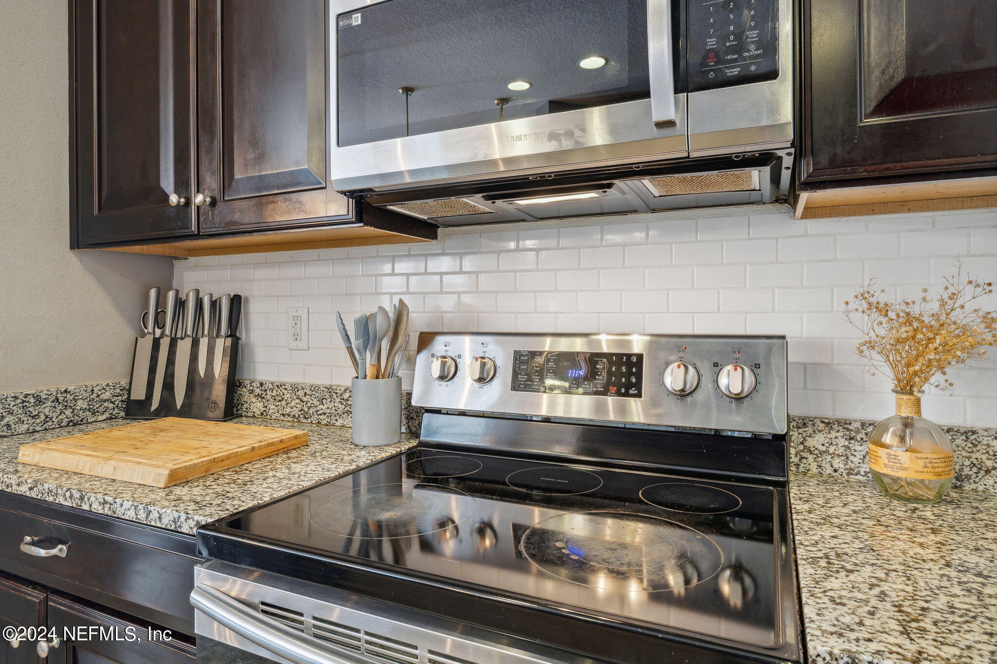 5975 BARTRAM VILLAGE Drive