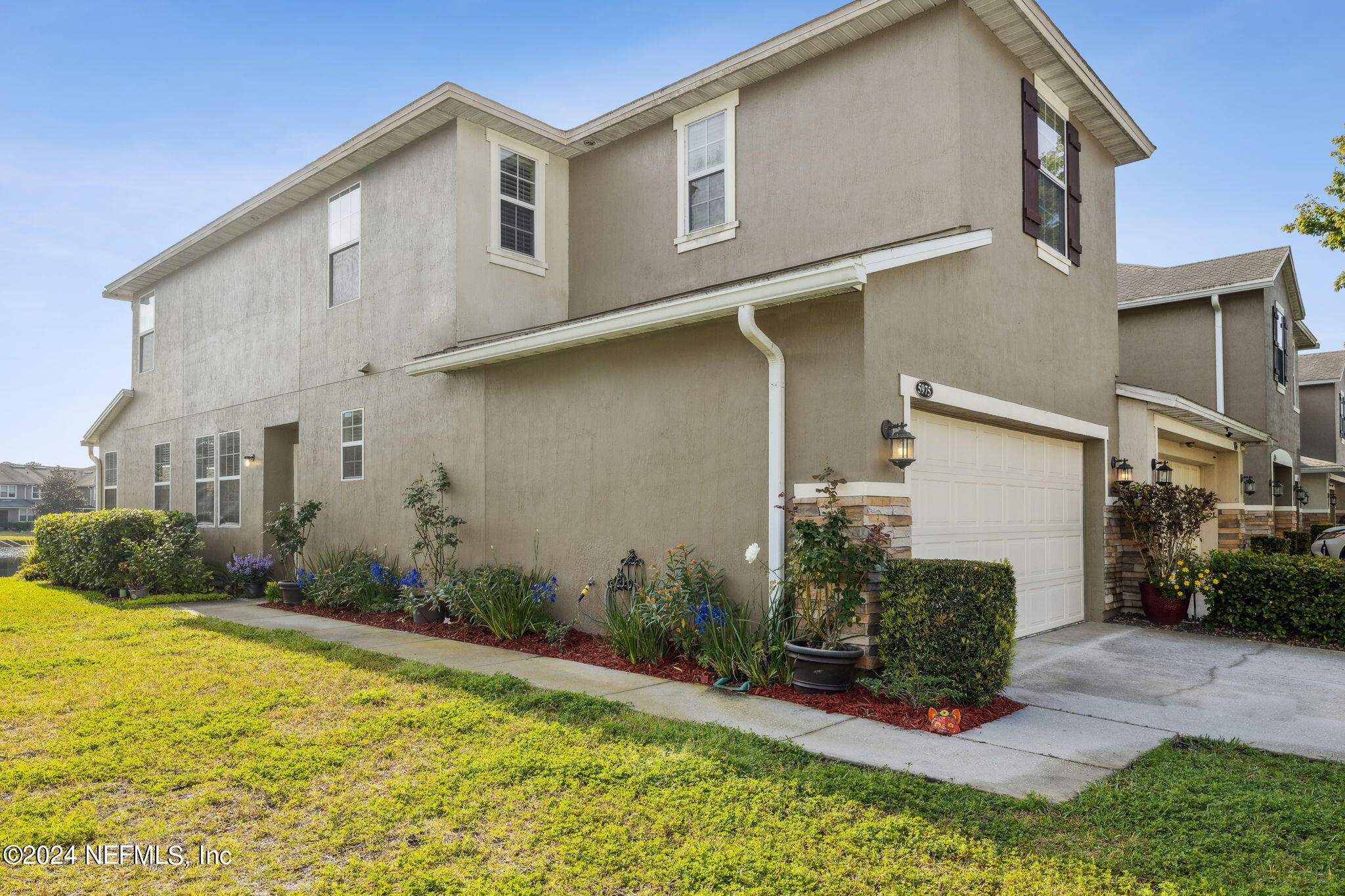 5975 BARTRAM VILLAGE Drive