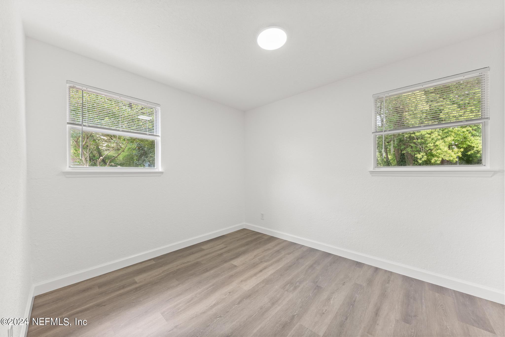 6777 MISS MUFFET Lane N