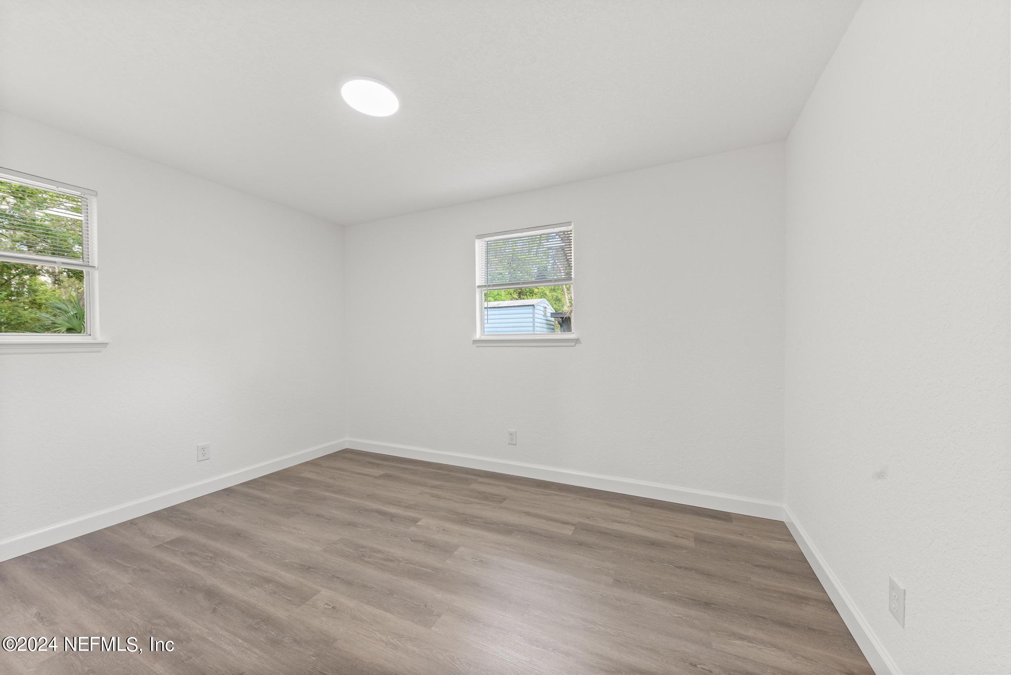 6777 MISS MUFFET Lane N