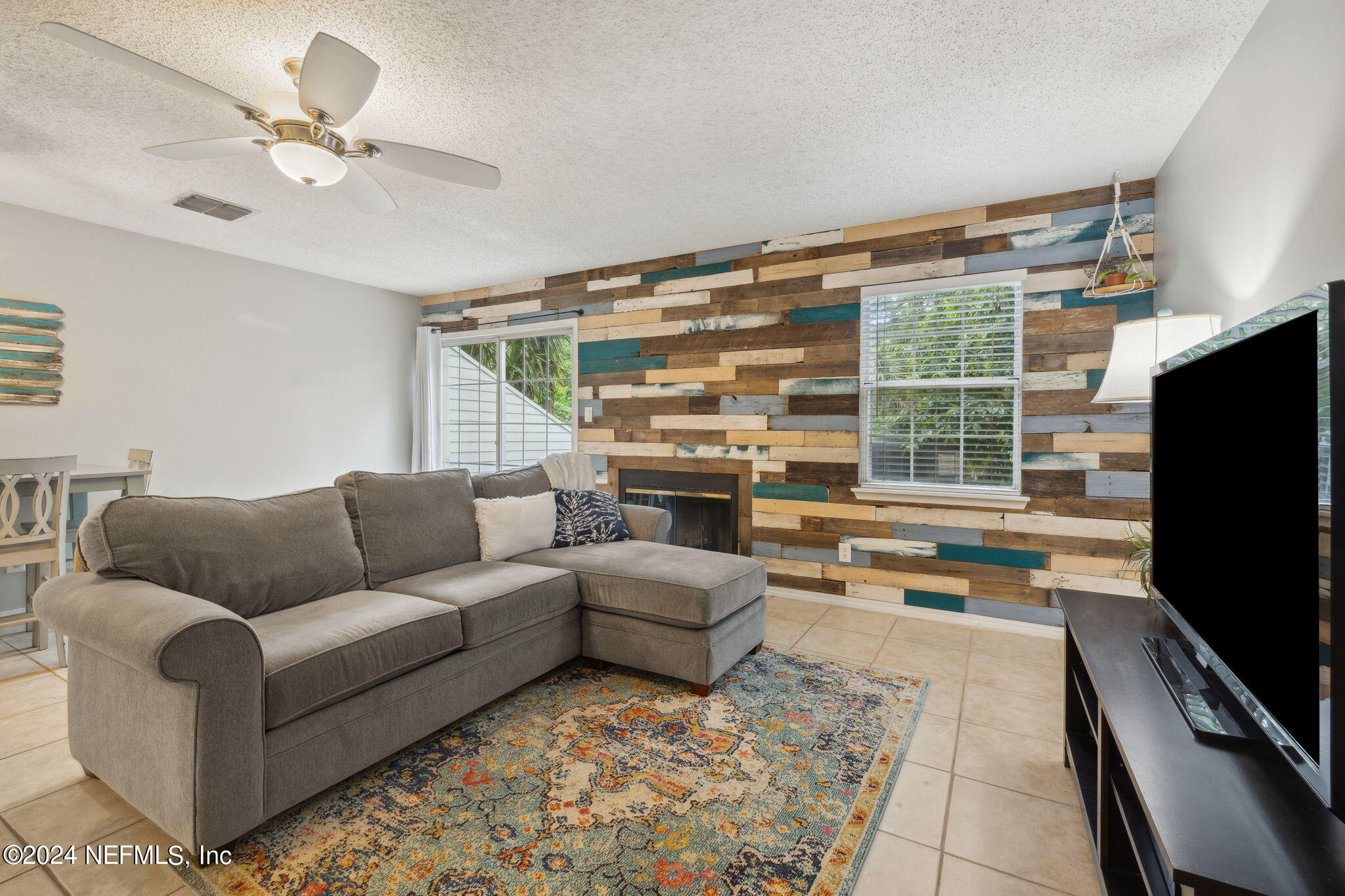 1536 SAND DOLLAR Circle