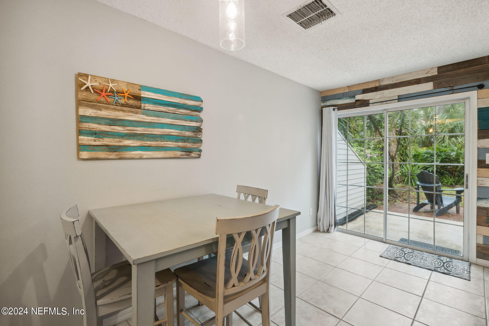 1536 SAND DOLLAR Circle