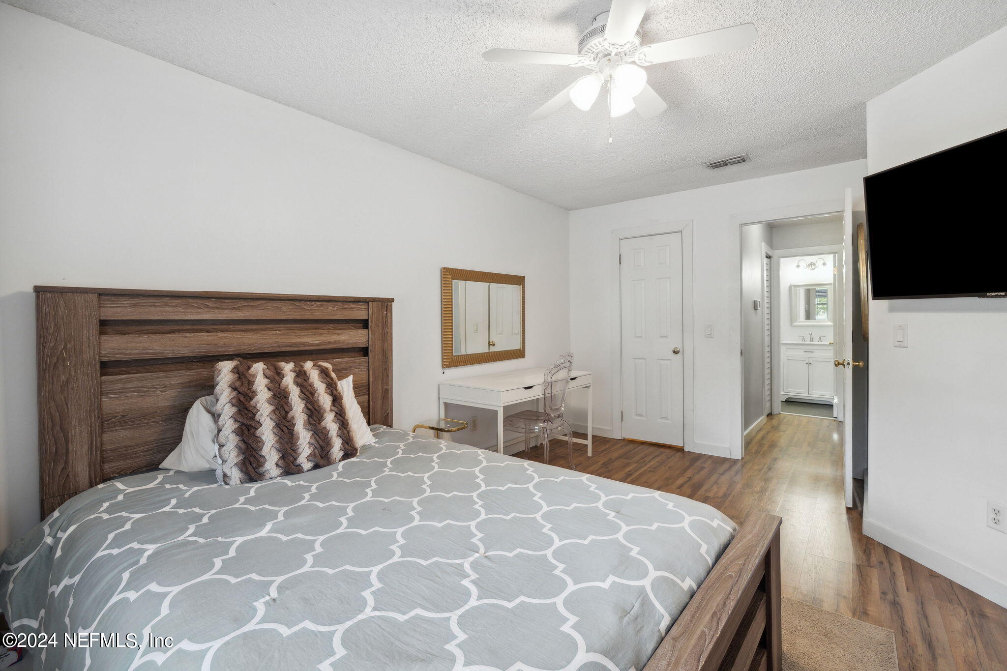 1536 SAND DOLLAR Circle