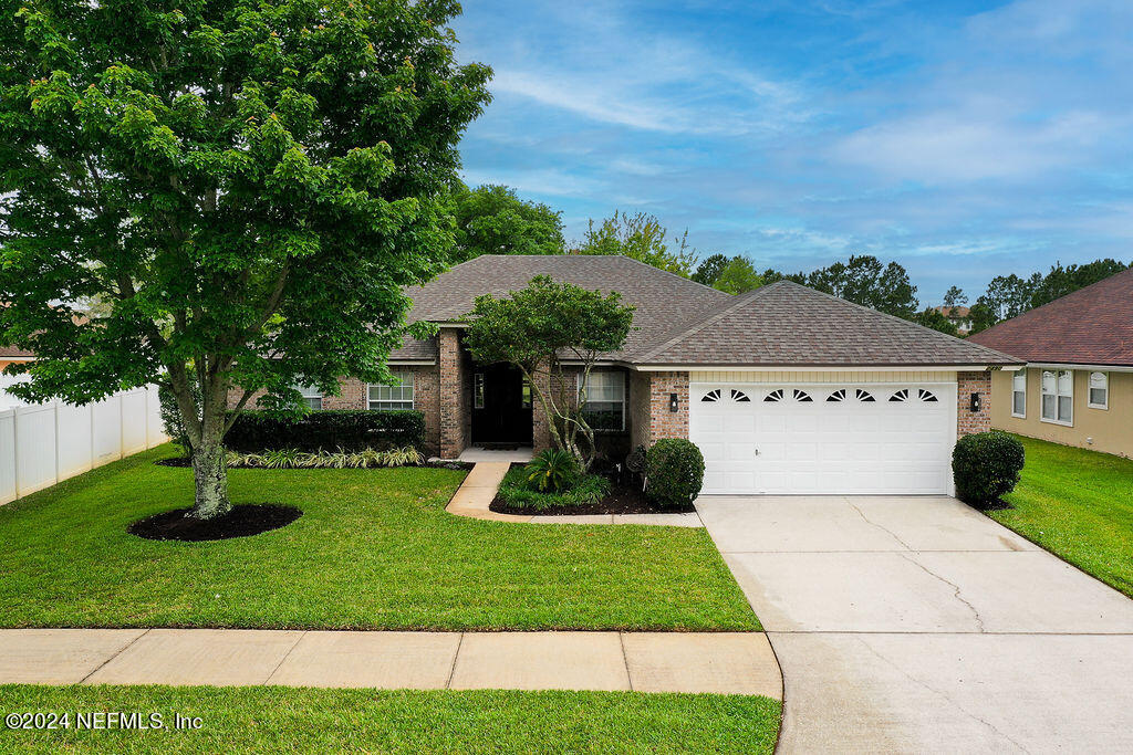 2490 BENTSHIRE Drive