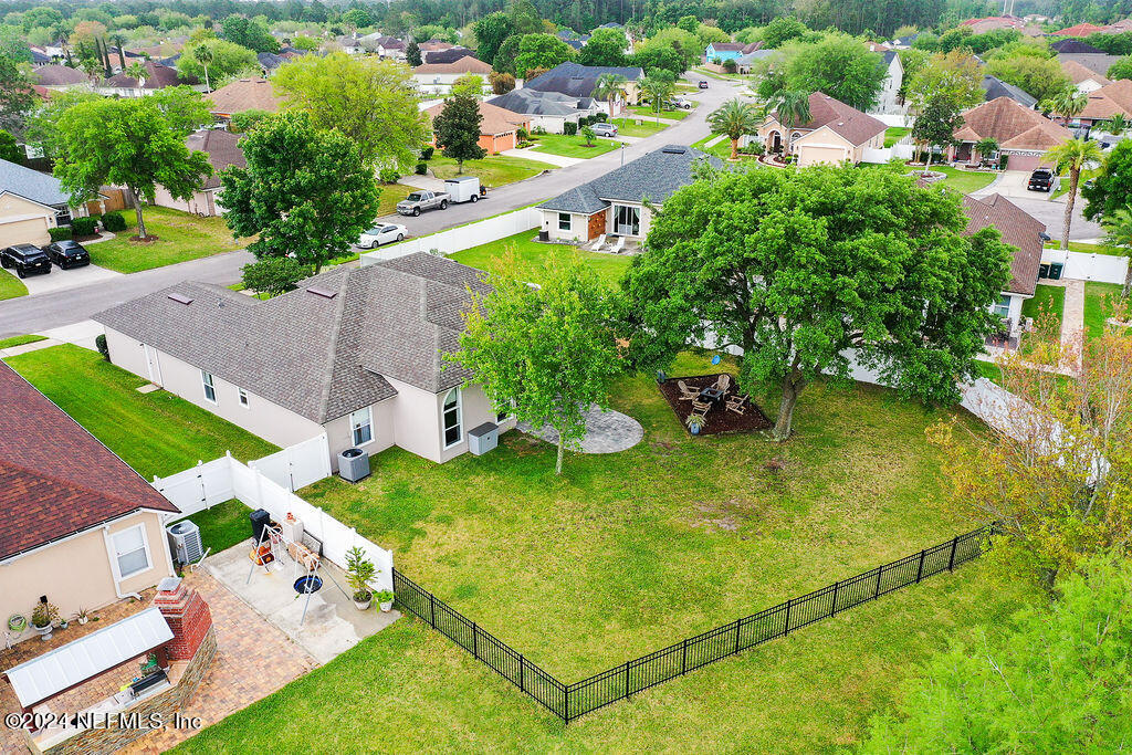2490 BENTSHIRE Drive