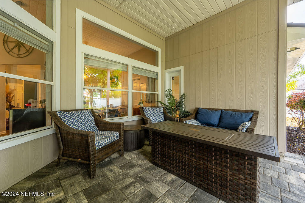 2490 BENTSHIRE Drive