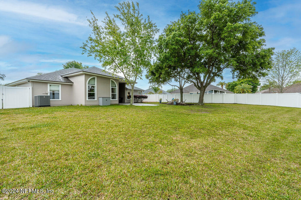 2490 BENTSHIRE Drive