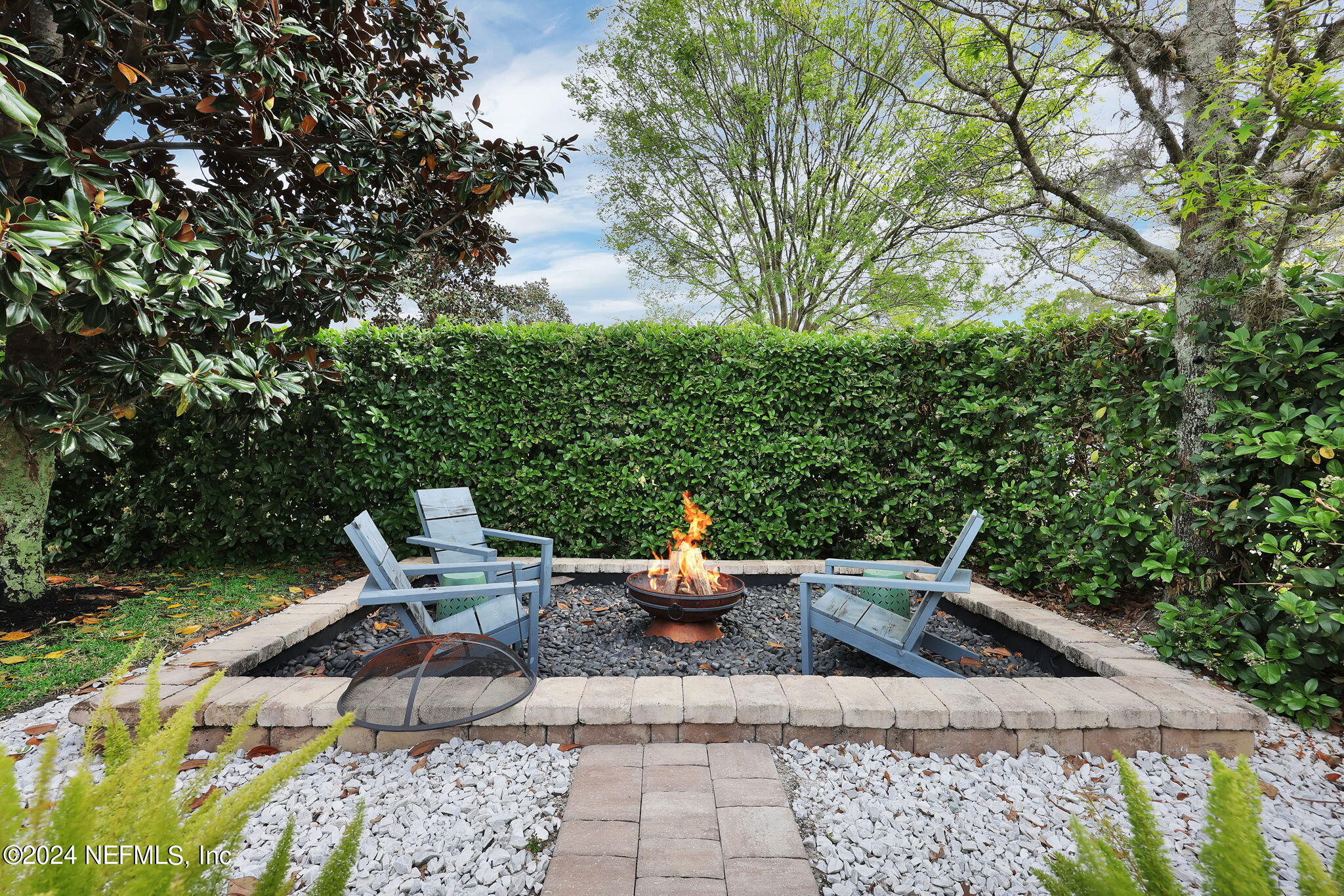 219 WOODLAND GREENS Drive