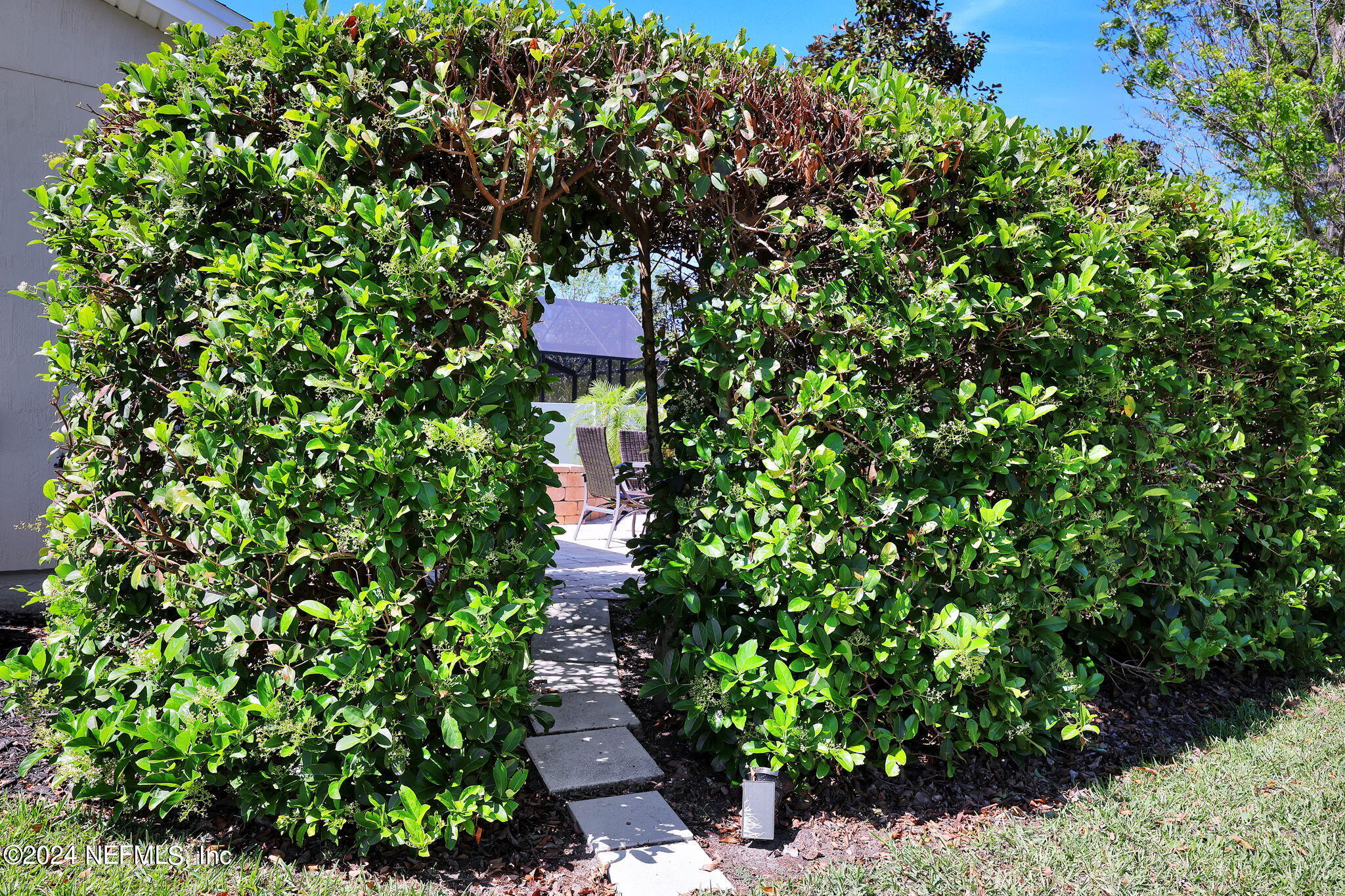 219 WOODLAND GREENS Drive