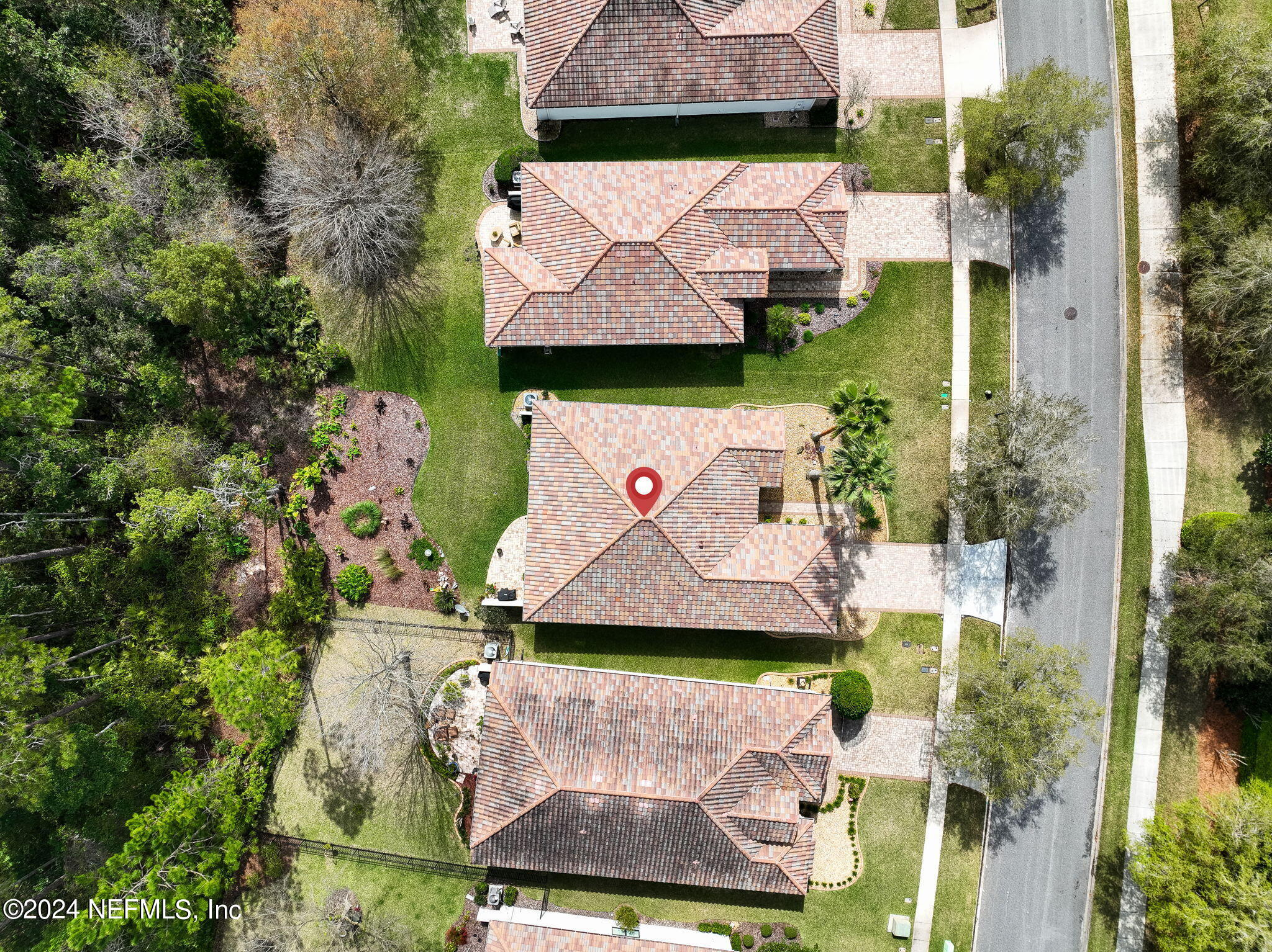 36 BREEZY BAY Drive