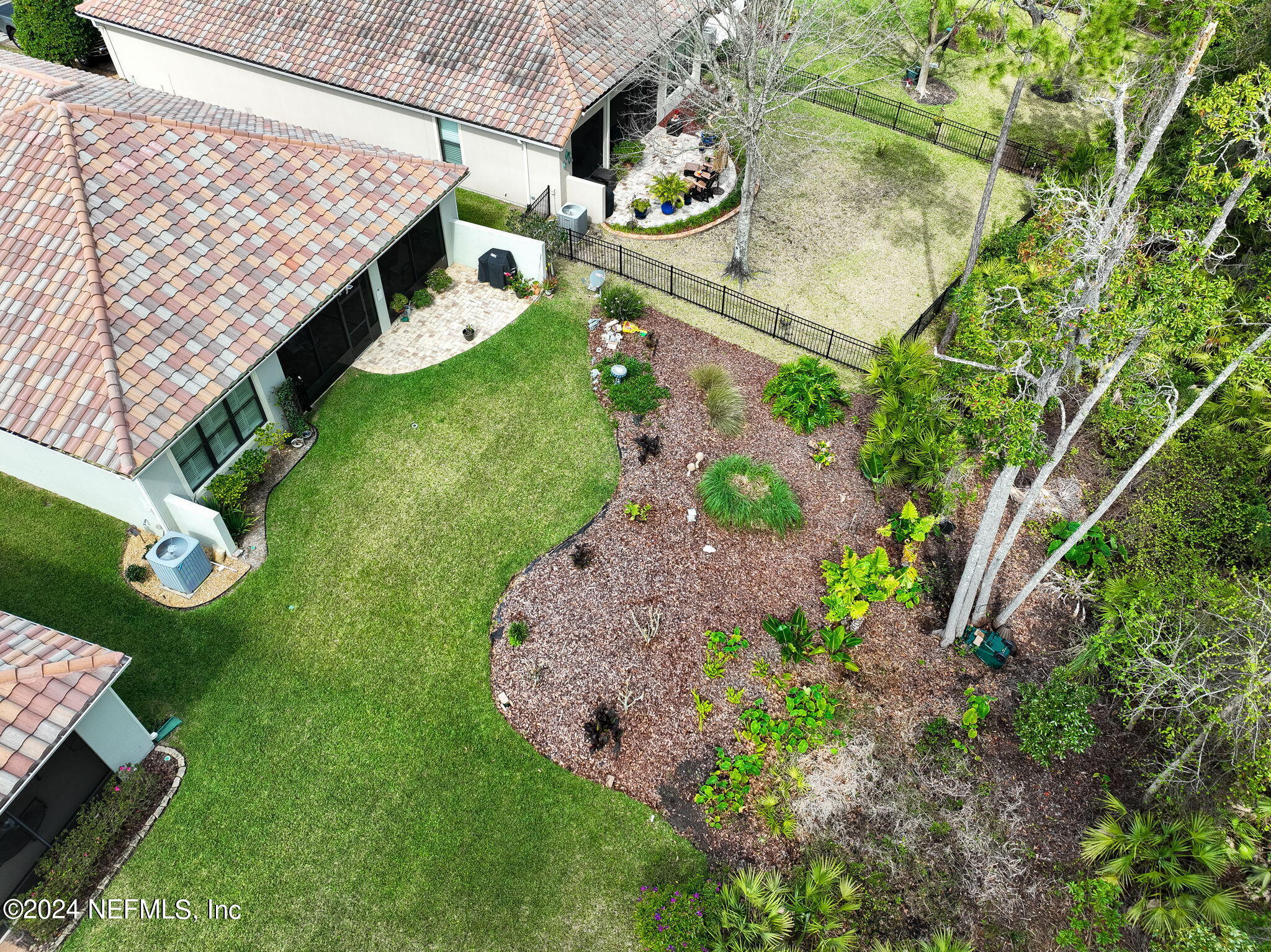 36 BREEZY BAY Drive