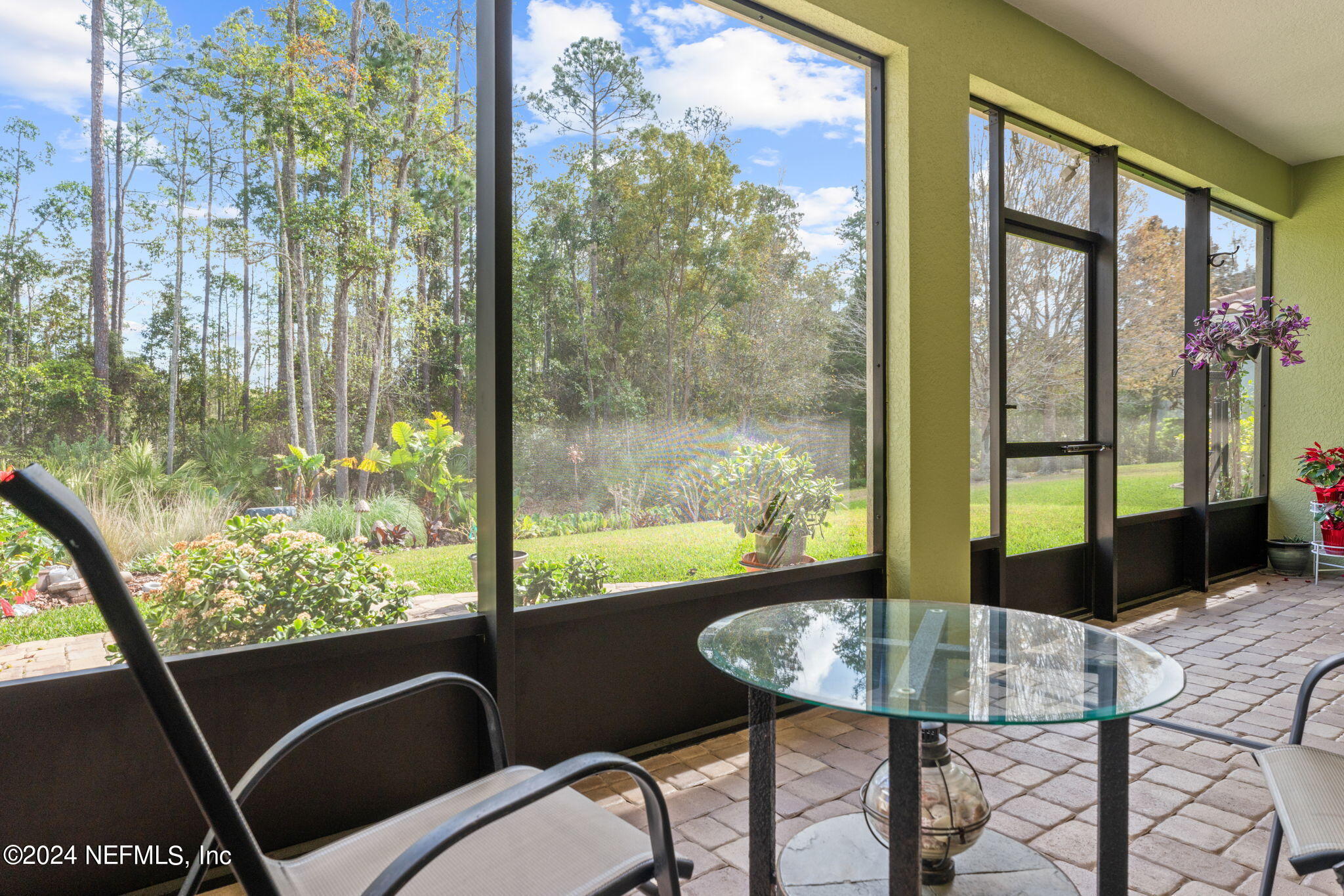 36 BREEZY BAY Drive