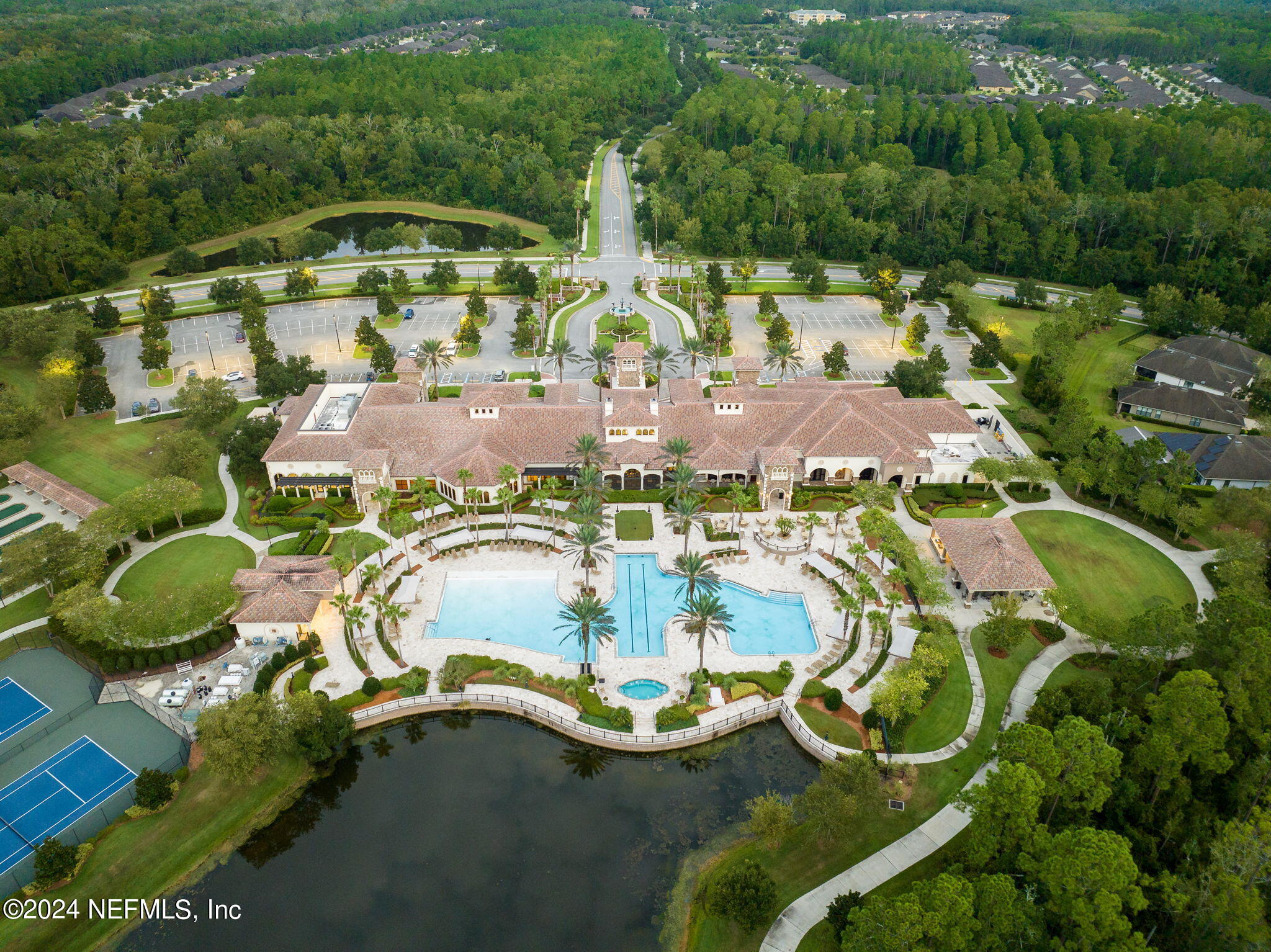 36 BREEZY BAY Drive
