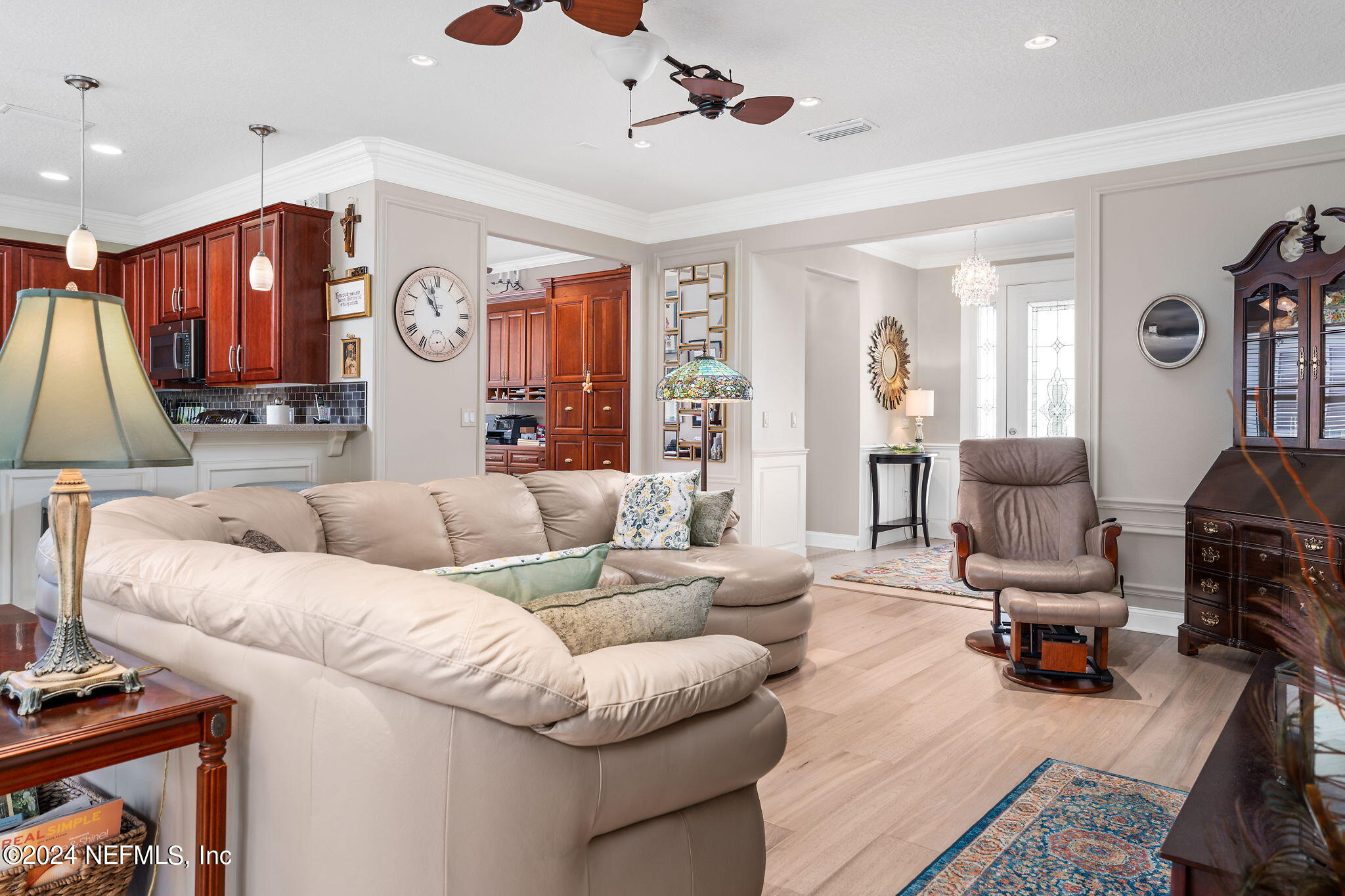 36 BREEZY BAY Drive