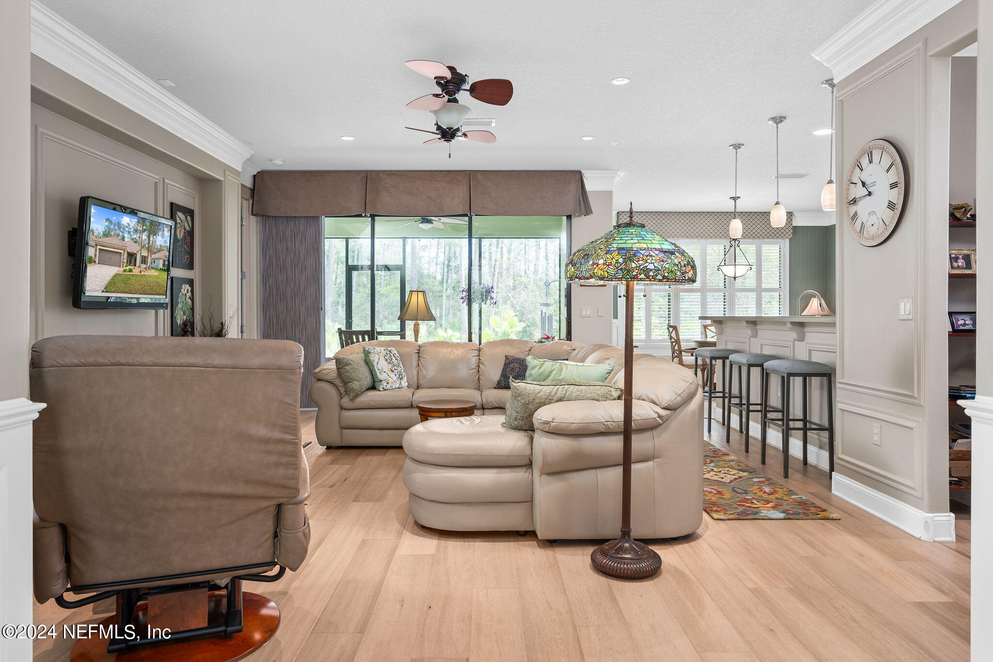36 BREEZY BAY Drive