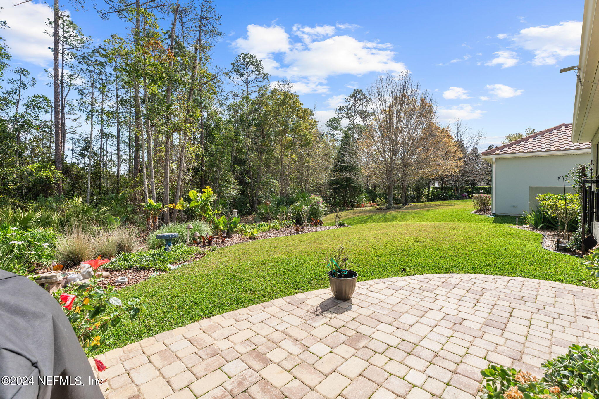 36 BREEZY BAY Drive
