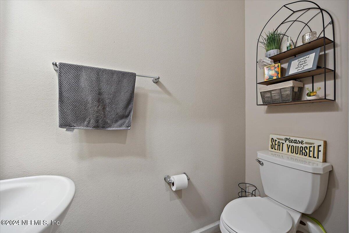12647 JOSSLYN Lane