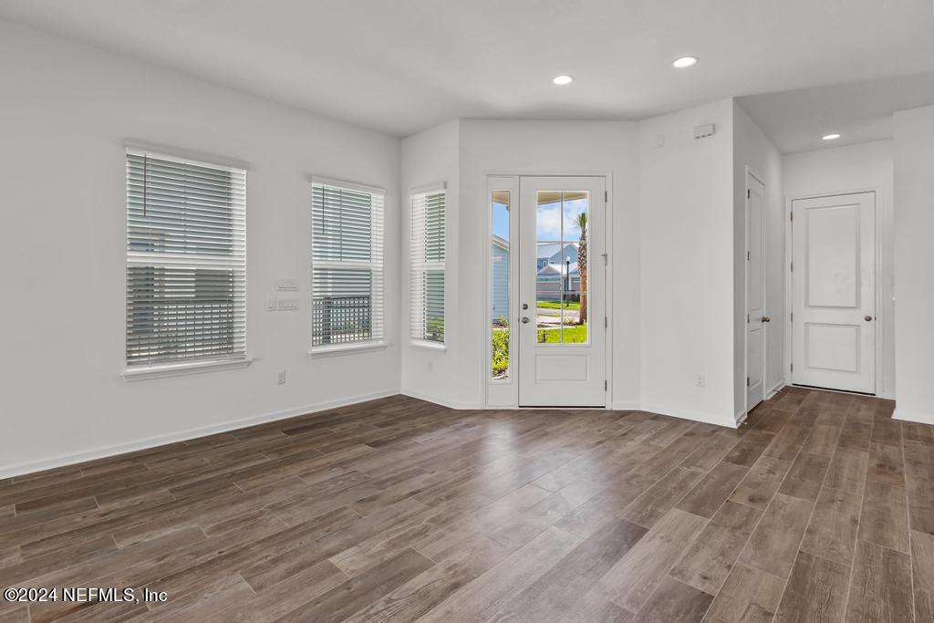 475 MARQUESA Circle