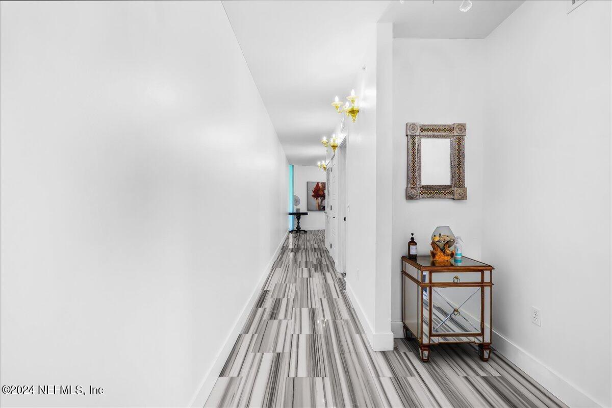 123 1ST Street S, 603