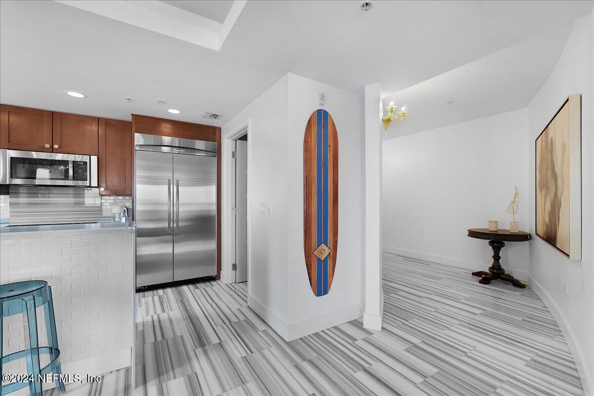 123 1ST Street S, 603