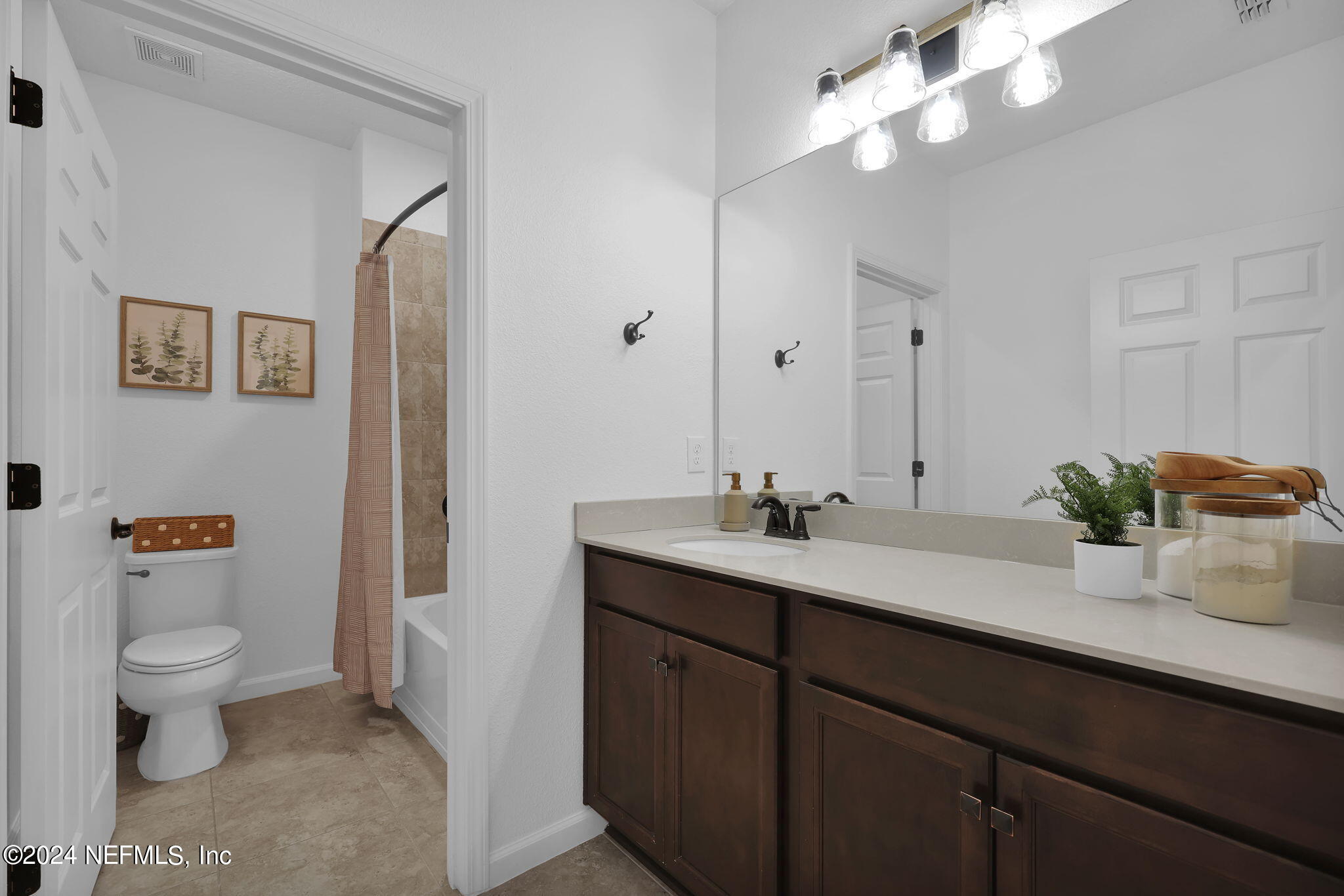 366 ASPEN LEAF Drive